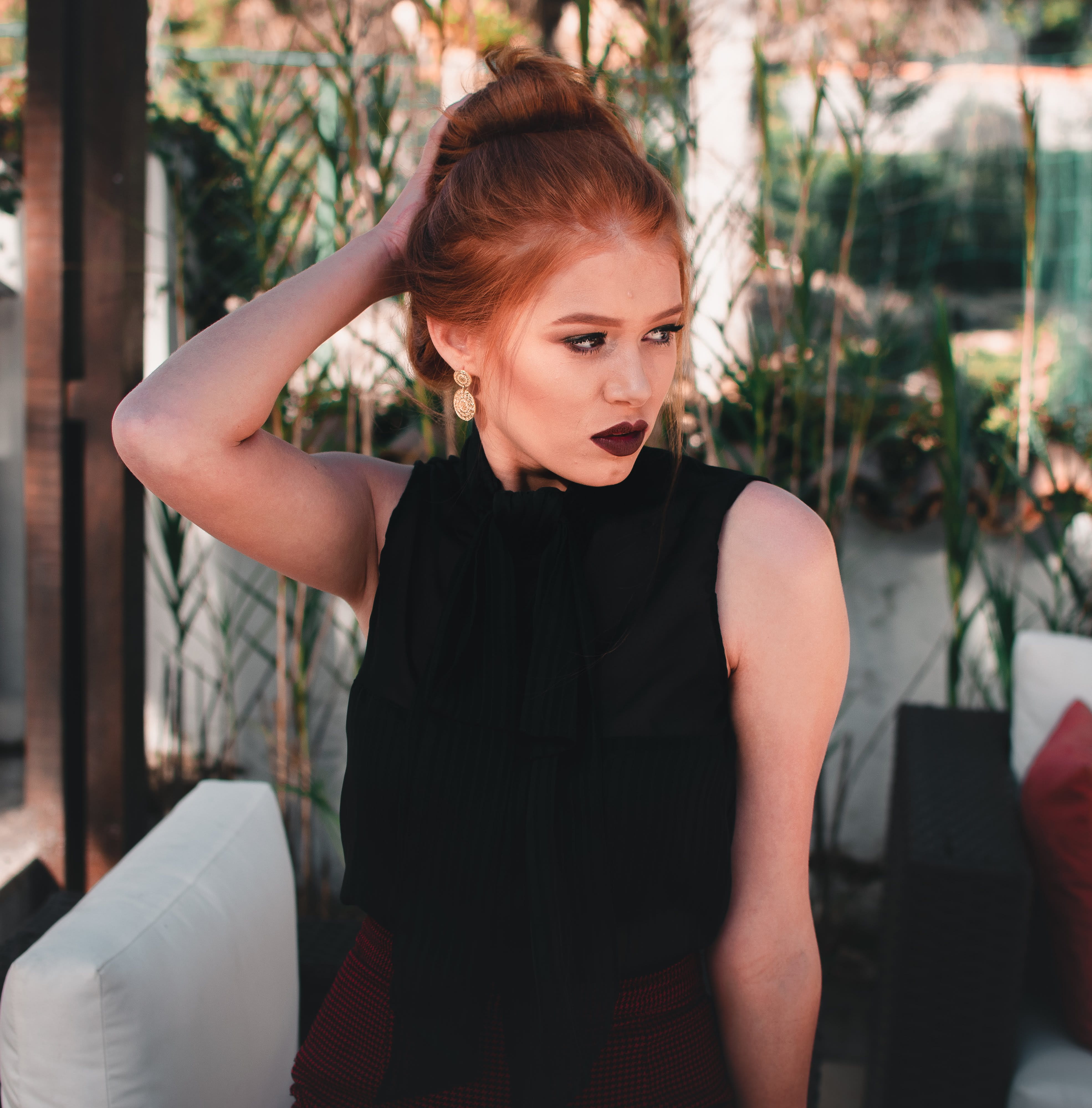 one person, dress, looking at camera, hairstyle, wear, woman, elegant, adult, beautiful, 4K, lifestyles, portrait, real people, focus on foreground, stylish, Phone HD Wallpaper