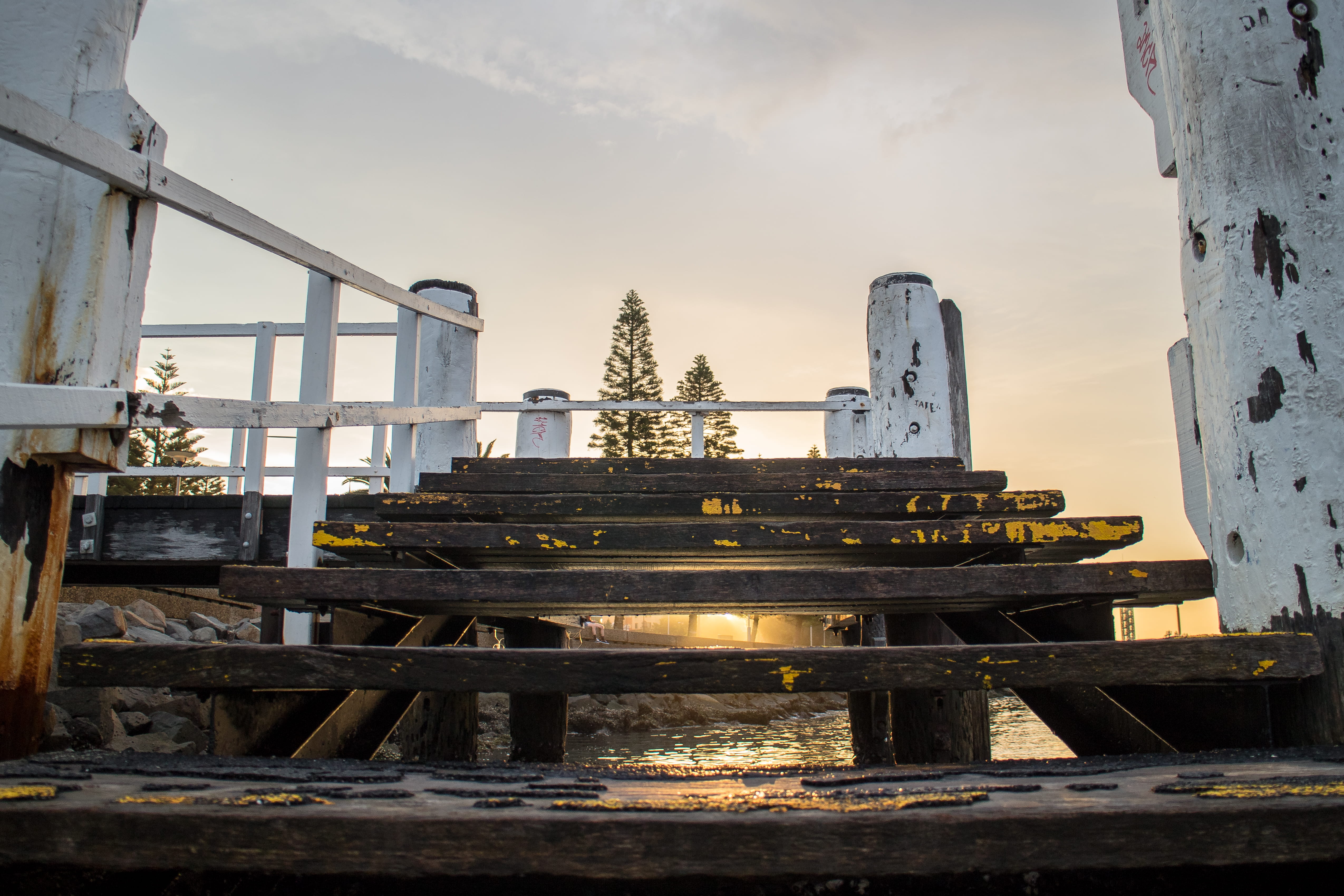 cloud - sky, ruined, day, run down, decay, stairs, abandoned, architecture, outdoors, technology, wooden deck, neglected, building exterior, oil industry, HD Wallpaper