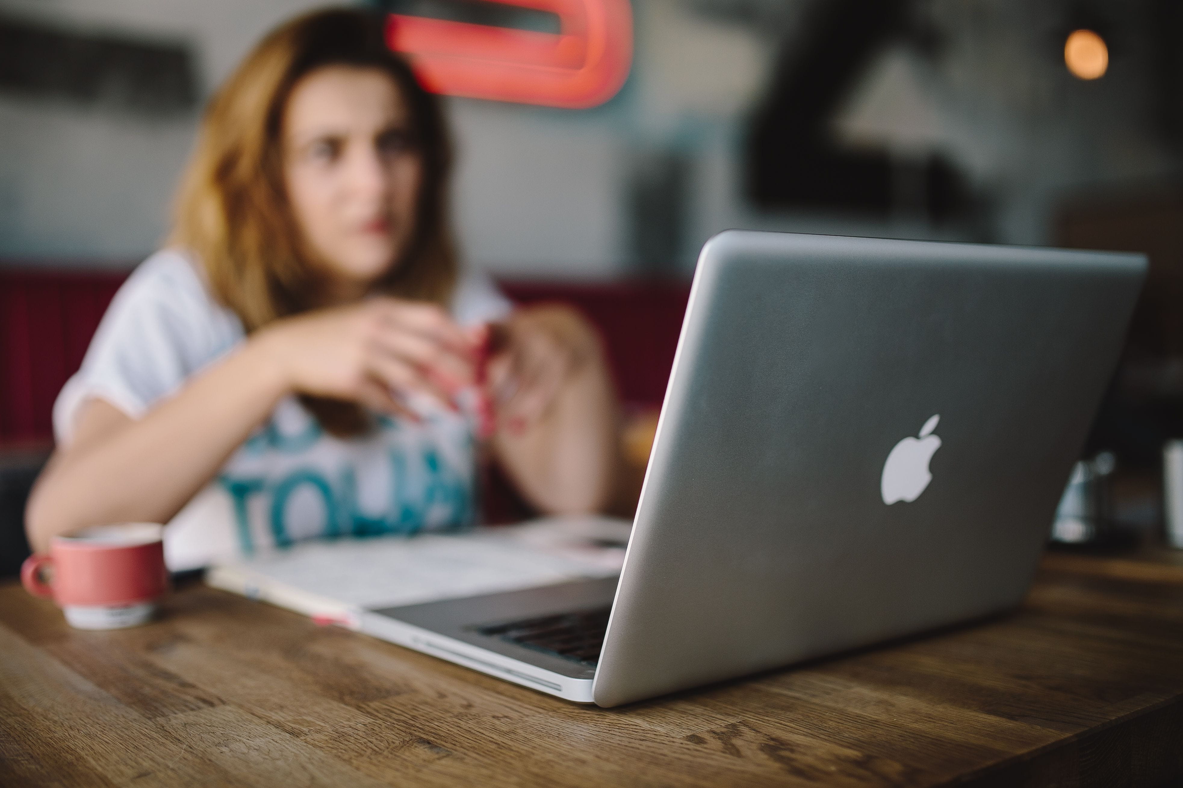 businesswoman, females, coffee, internet, caucasian, childhood, communication, cafe, young, offspring, young Adult, workspace, working At Home, people, HD Wallpaper