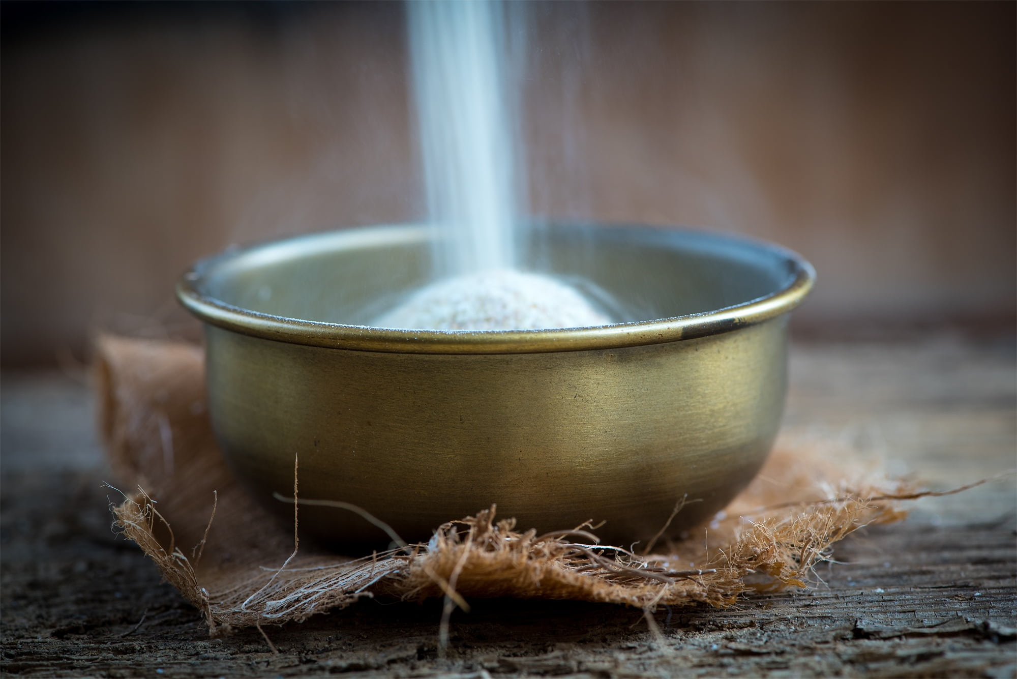 smoke - physical structure, vessel, steam, a trickle, brass, food, whole wheat semolina, semolina, no people, close-up, motion, close, indoors, filling, HD Wallpaper