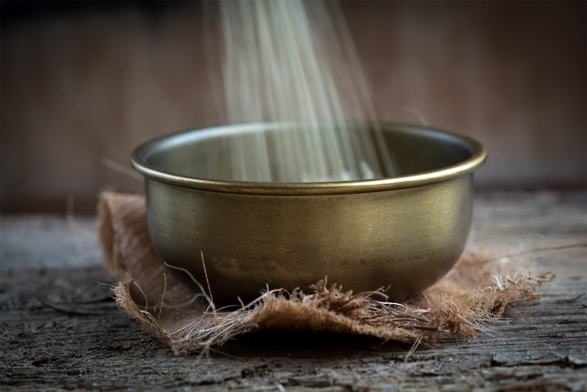 steam, whole wheat semolina, close-up, vessel, a trickle, shell, wood - material, fill, semolina, heat - temperature, filling, brass, no people, bowl, food, HD Wallpaper