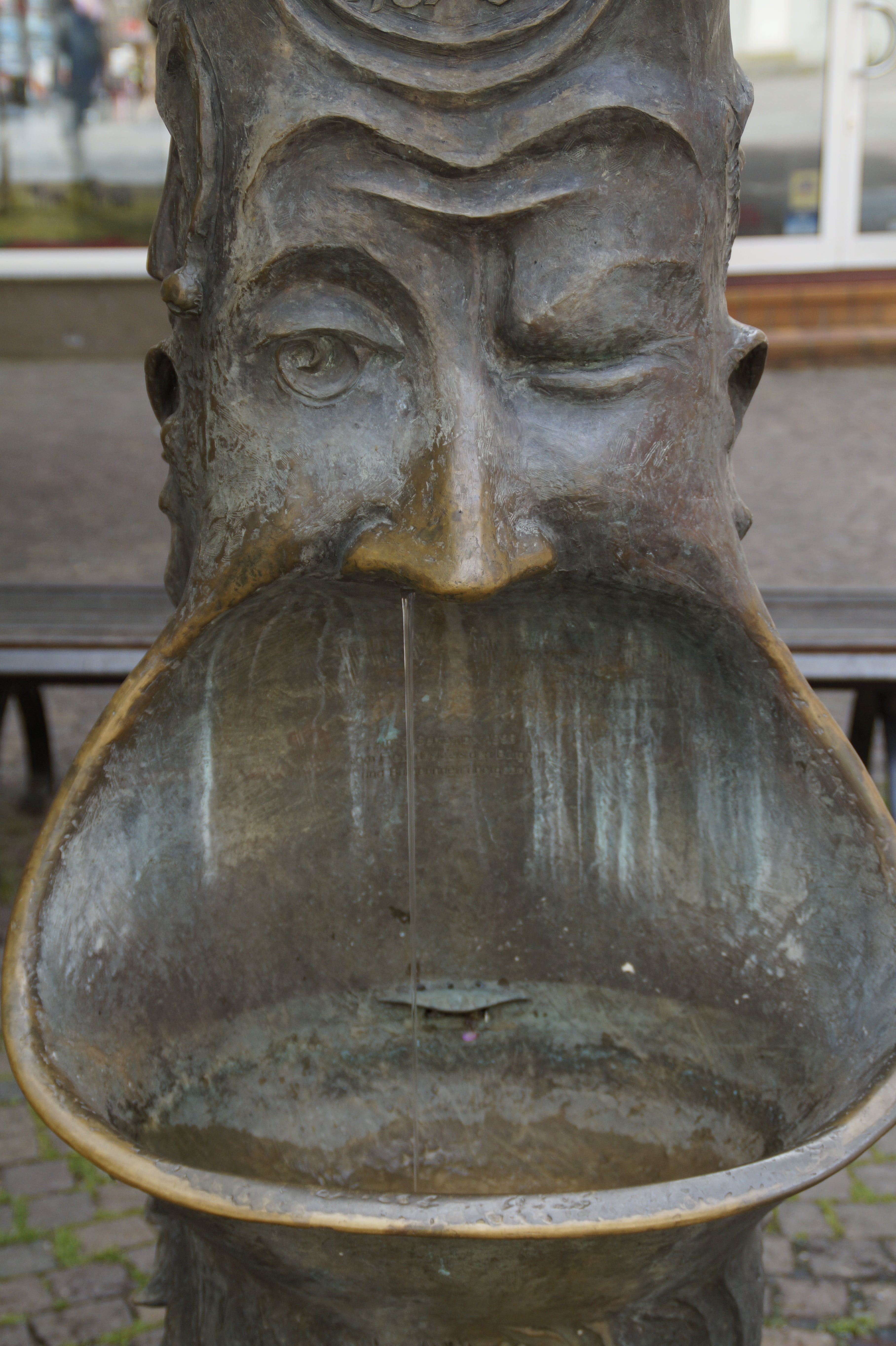 sniff, belief, spirituality, male likeness, sculpture, human representation, big mouth, representation, mouth, creativity, carving - craft product, idol, Phone HD Wallpaper