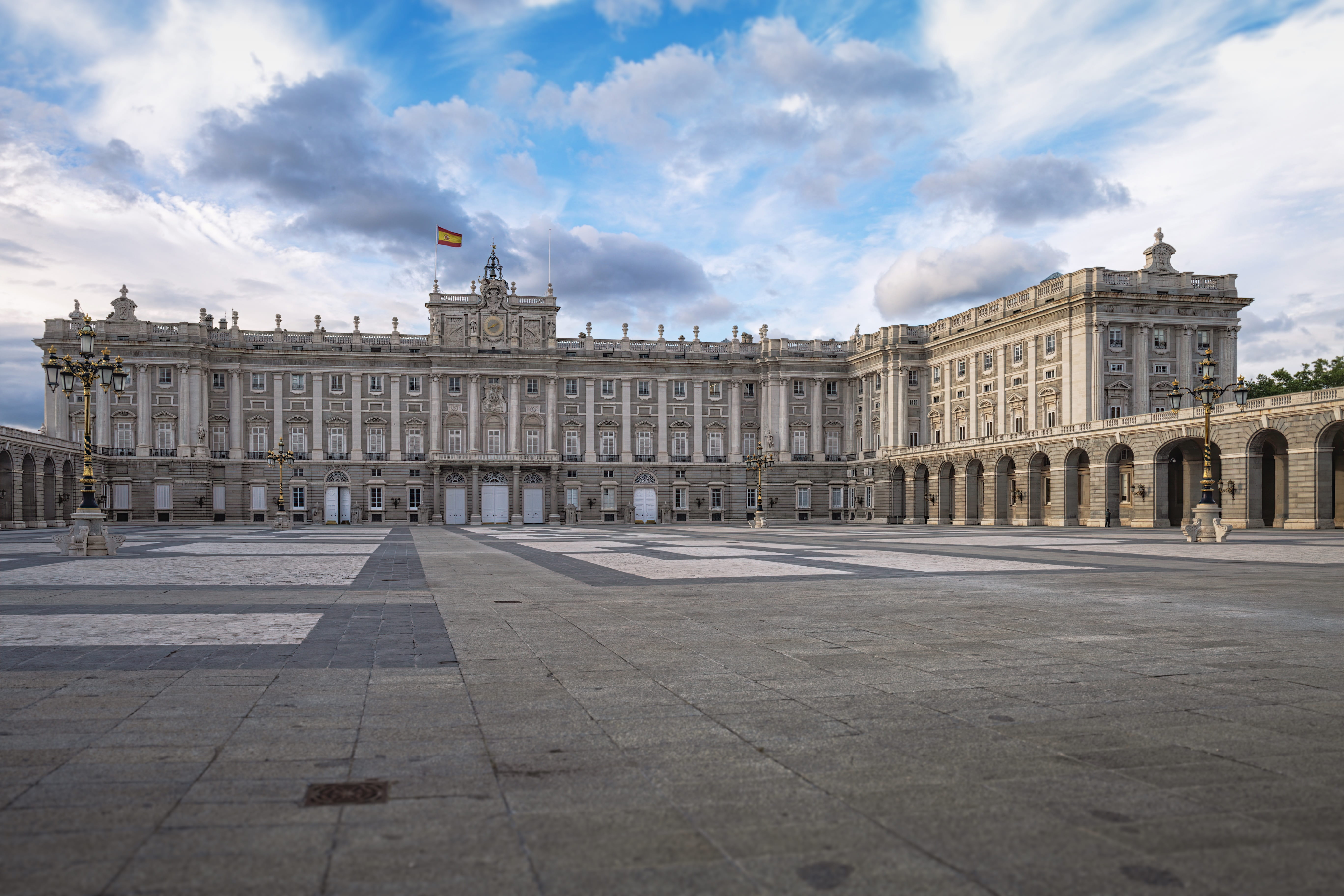 monument, royal, architecture, kingdom, memorial, nature, government, neo-classical, the past, tourism, 5K, palace, incidental people, day, building exterior, HD Wallpaper