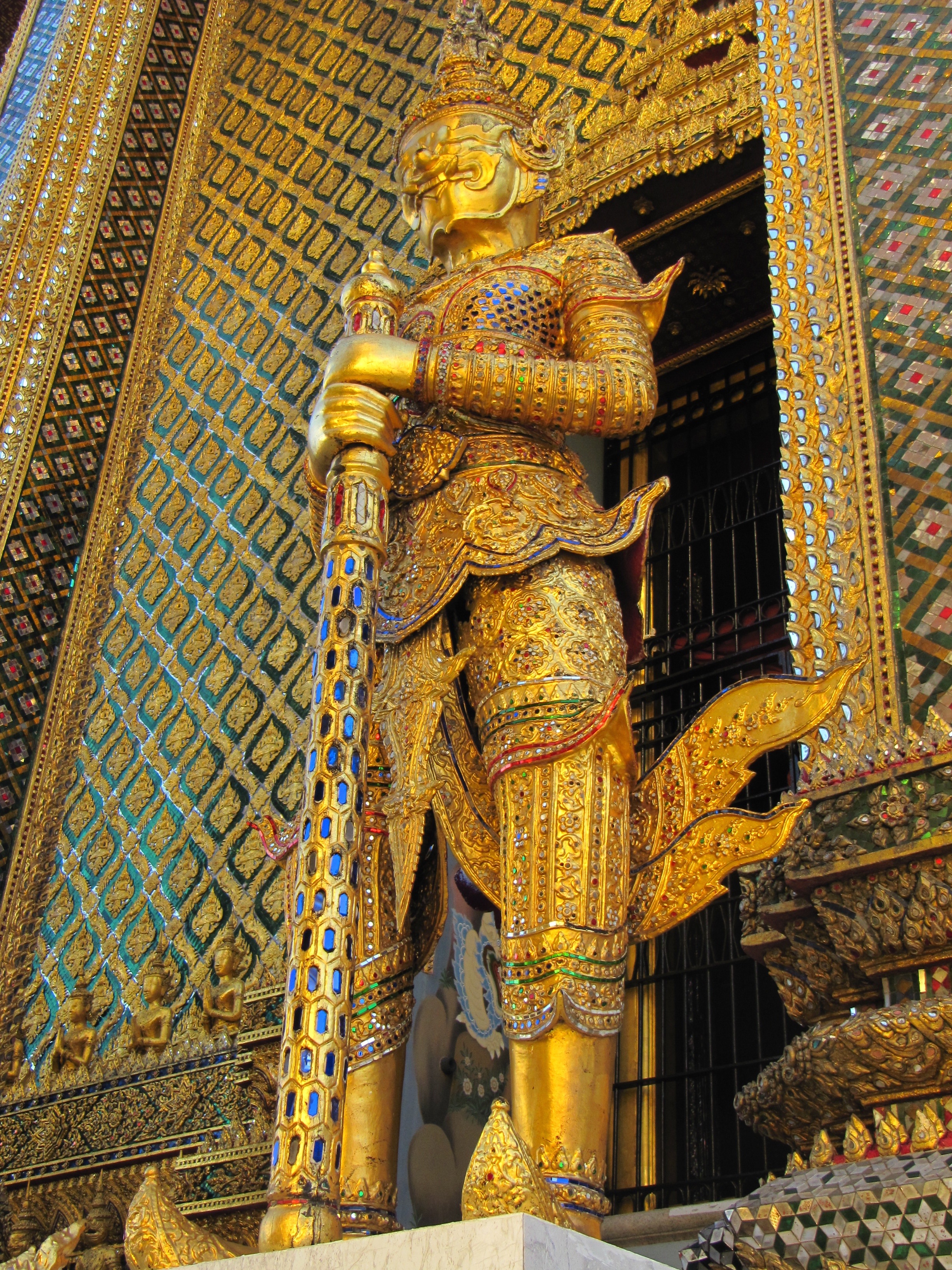 carving, buddha, decoration, religion, no people, culture, built structure, sculpture, belief, statue, art and craft, travel, tourism, bangkok, asia, ancient, Phone HD Wallpaper