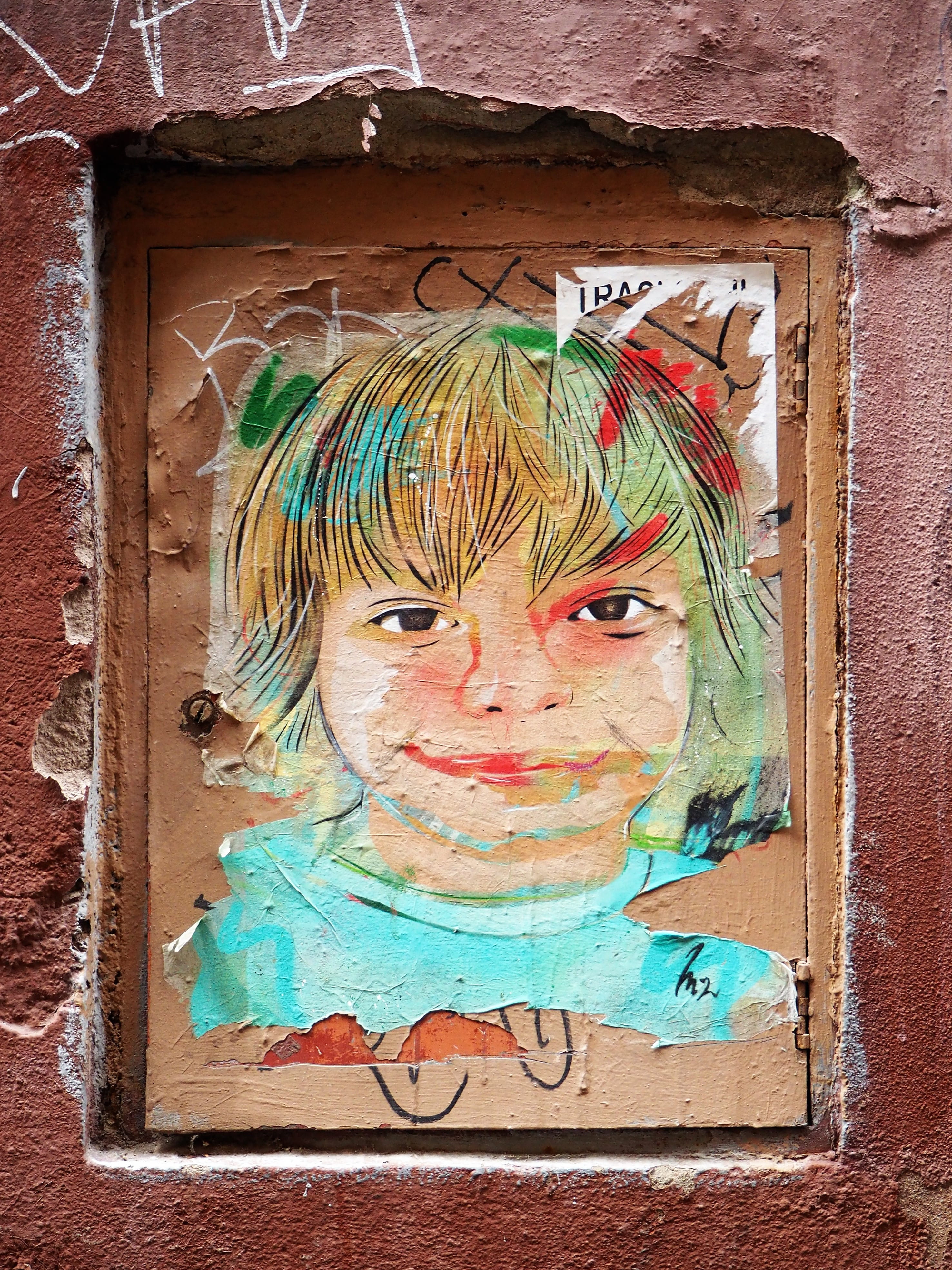 looking at camera, italy, mural, representation, art and craft, 4K, human body part, portrait, paint, creativity, architecture, brick wall, wall - building feature, Phone HD Wallpaper