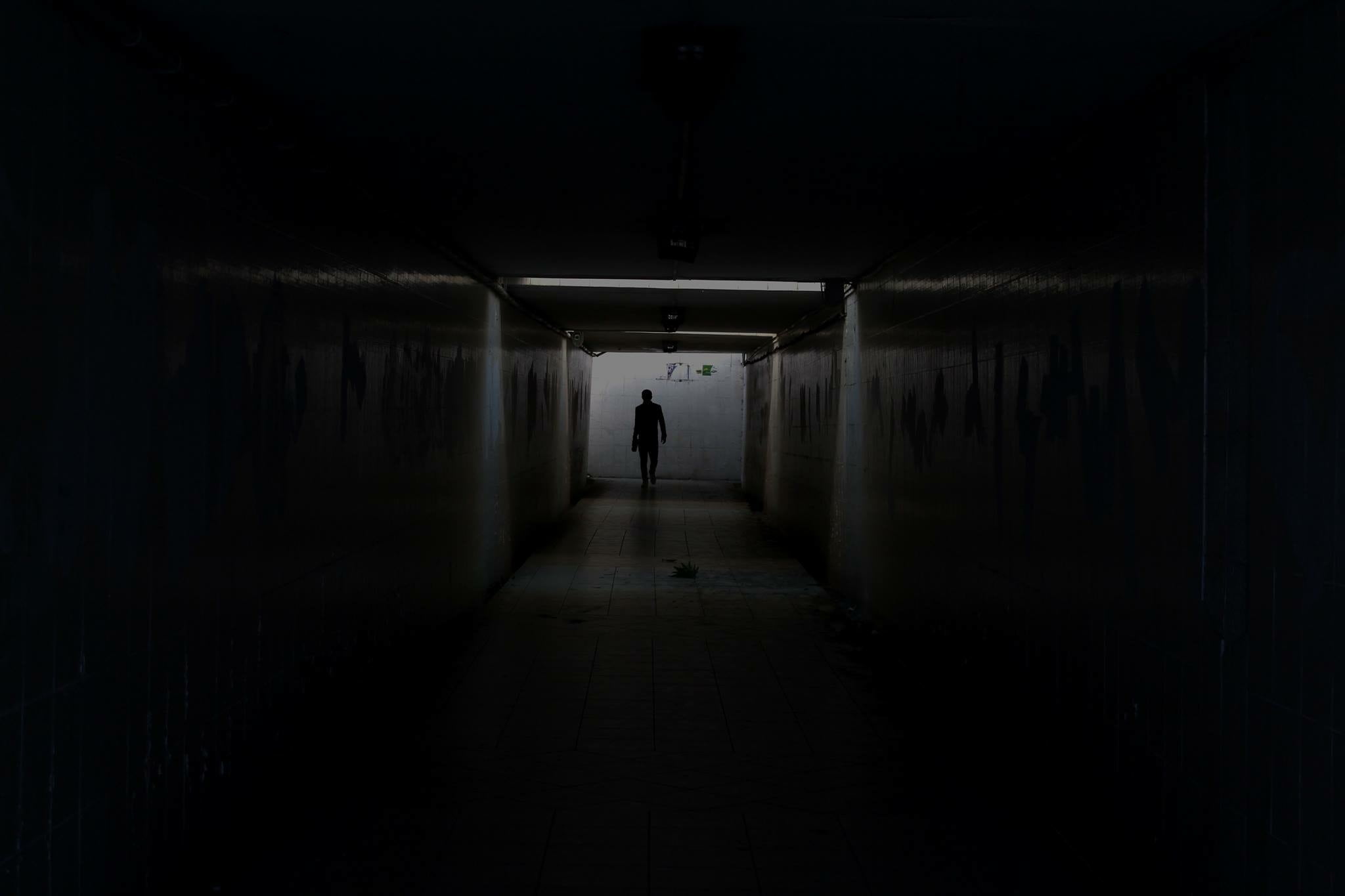 tunnel, people, spooky, dark, corridor, silhouette, shadow, built structure, shadows, light at the end of the tunnel, indoors, men, lighting equipment, HD Wallpaper