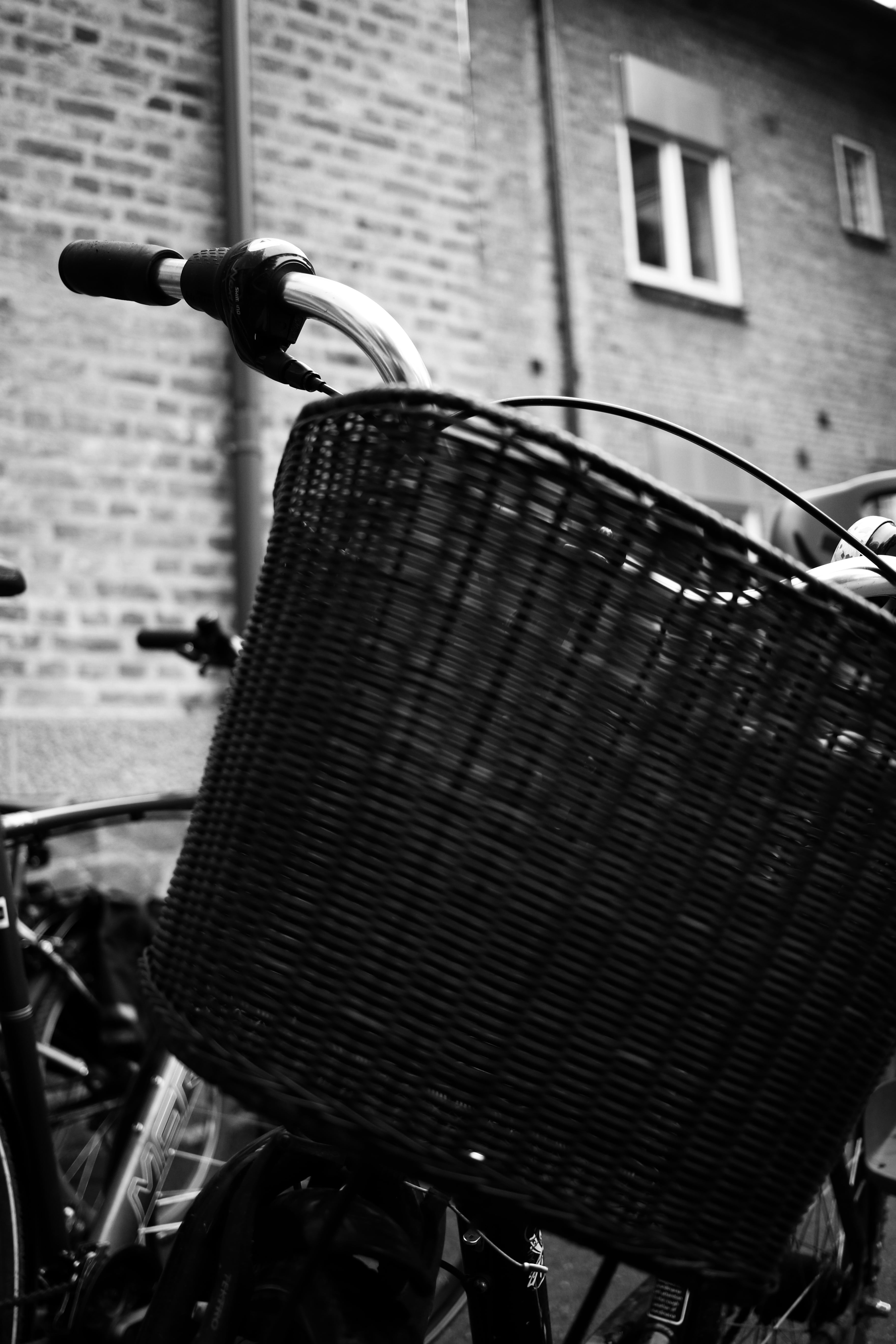 5K, building, cycle, focus on foreground, bicycle, architecture, urban Scene, bike, building exterior, black And White, close-up, nature, outdoors, built structure, Phone HD Wallpaper