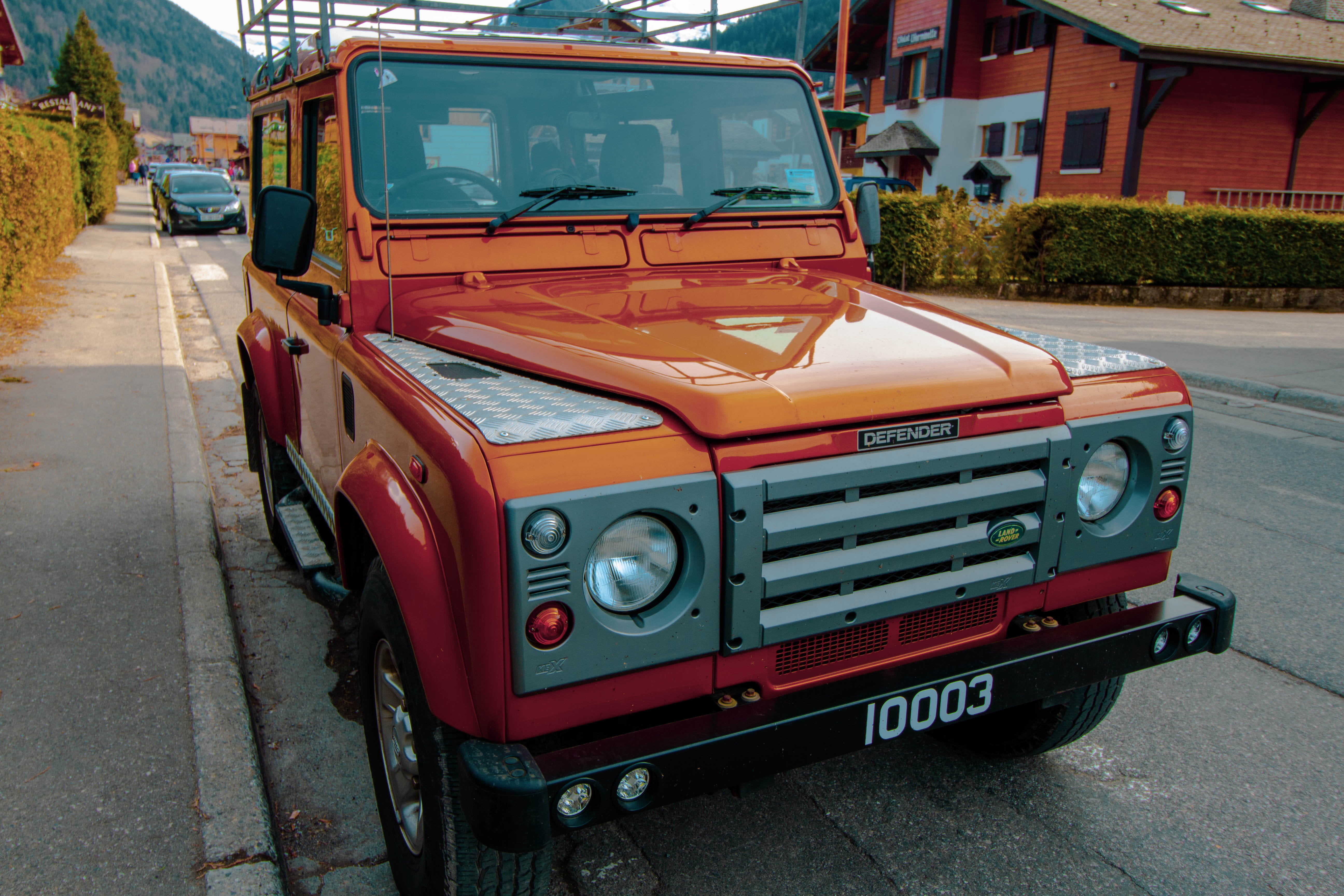 mode of transportation, old, truck, built structure, defender, vintage car, alps, building exterior, spoke, land rover, road, nature, mountains, transportation, HD Wallpaper