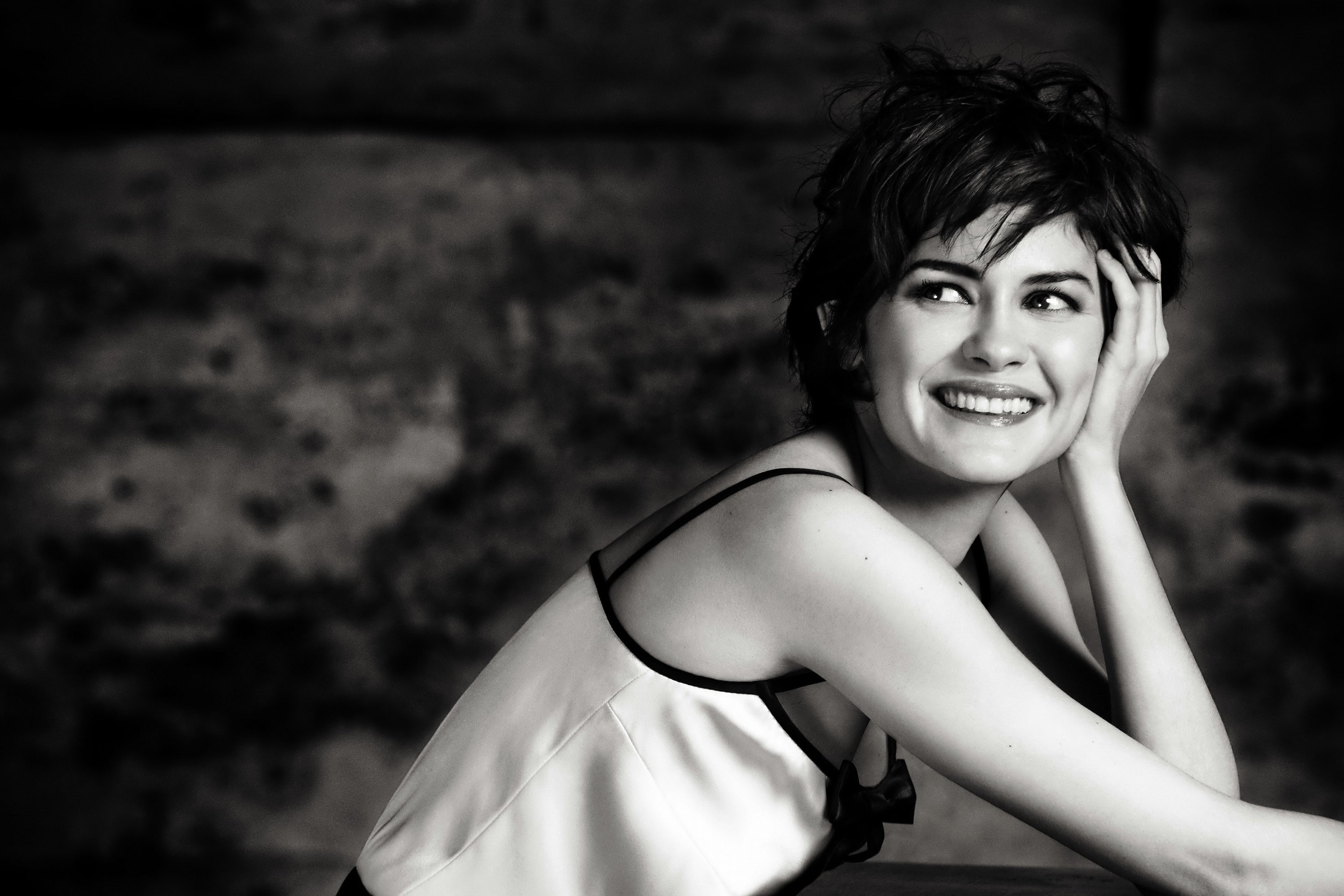 greyscale, people, chanel, women, actresses, monochrome, coco, art, x, audrey, tautou, models, 2K, actress, hd, HD Wallpaper