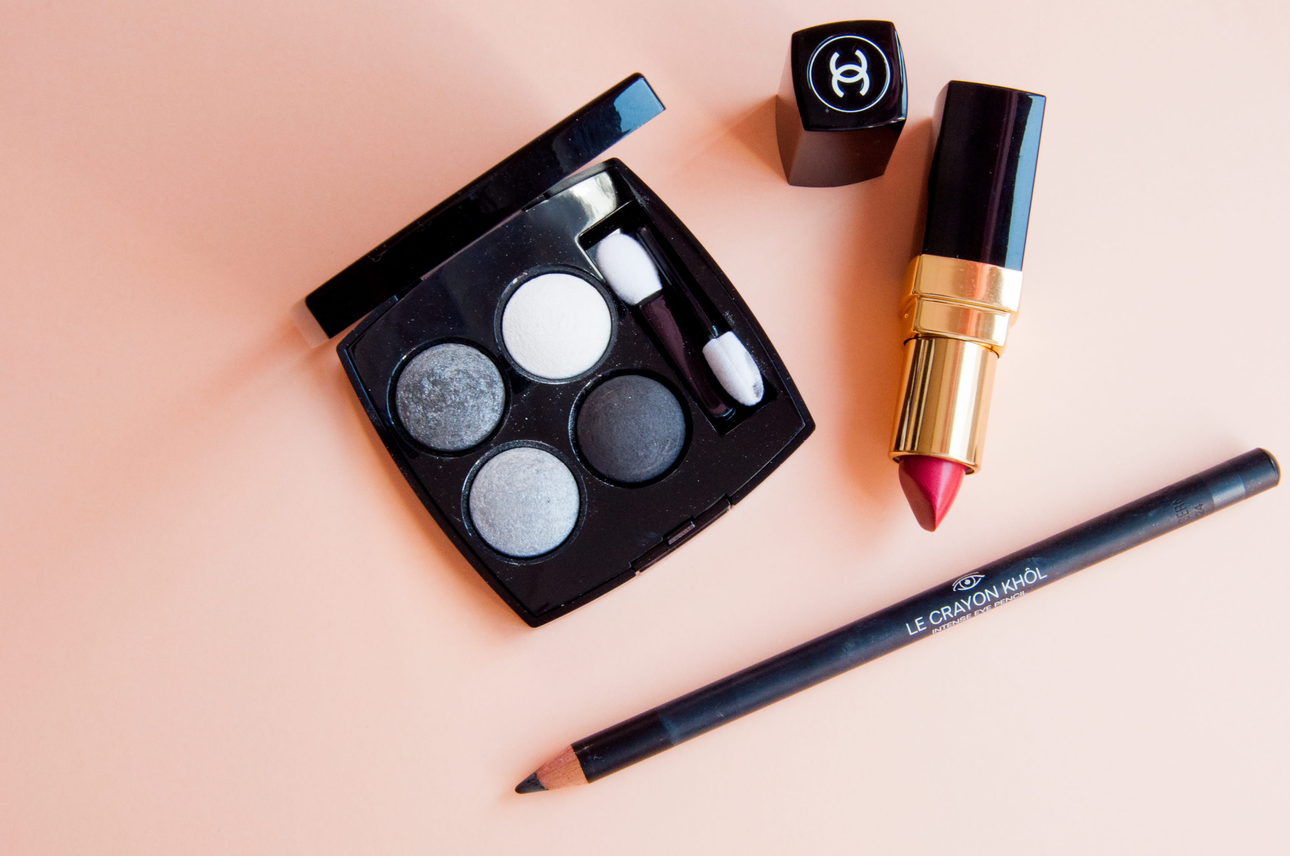 eye shadow palette, studio shot, make-up, eye shadow, directly above, black color, fountain pen, high angle view, blush - make-up, eyeshadow, writing instrument, HD Wallpaper