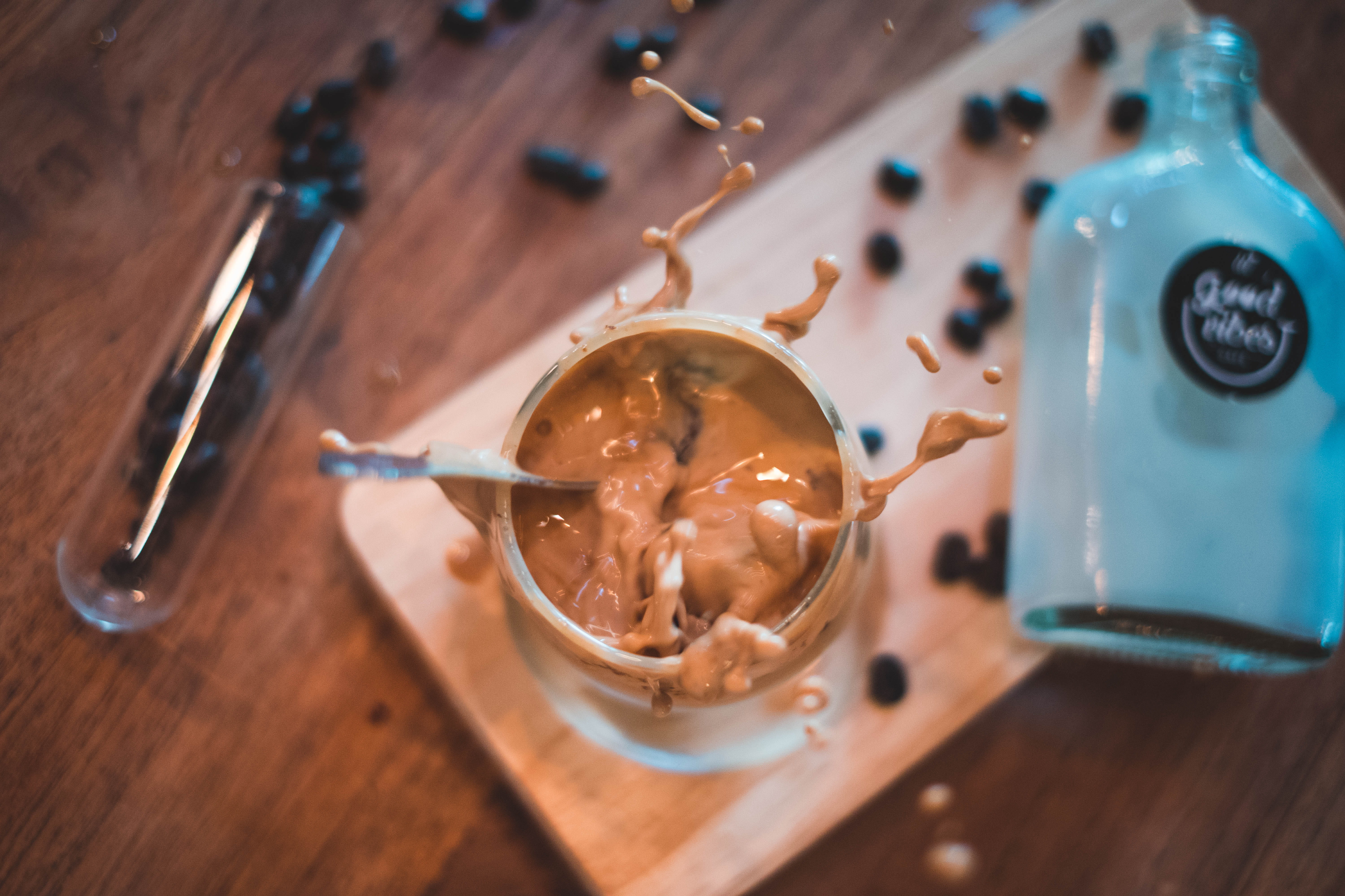 high angle view, moods, padad, food and drink, kitchen utensil, ice, tones, 5K, espresso, bean, liquid, freshness, cafe, spoon, household equipment, indoors, HD Wallpaper
