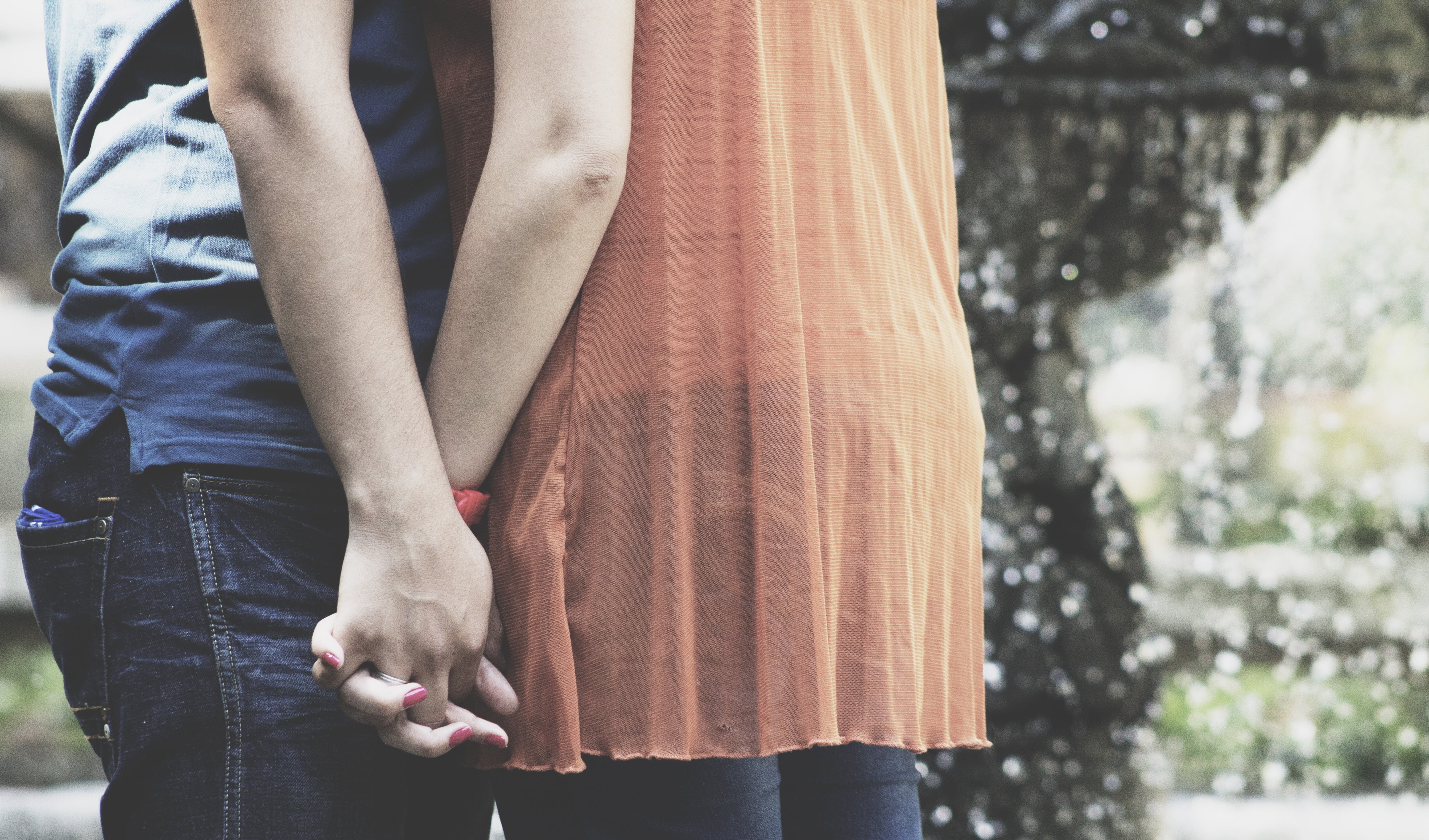 couple, females, beauty, orange, hands, young Adult, dating, males, midsection, urban Scene, human body part, adult, day, s, girlfriend, men, women, hand, HD Wallpaper