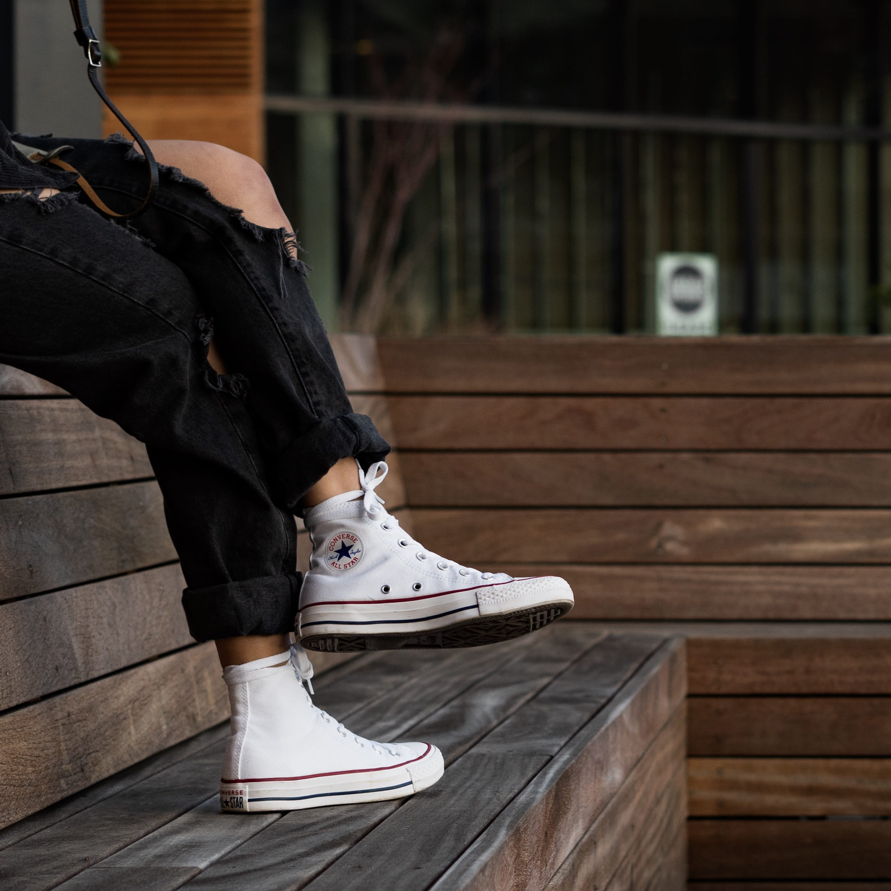 sport, wearing, lifestyles, 2K, converse, wooden bench, depth of field, real people, low section, converse all-star, human leg, seat, chucks, wood - material, Phone HD Wallpaper