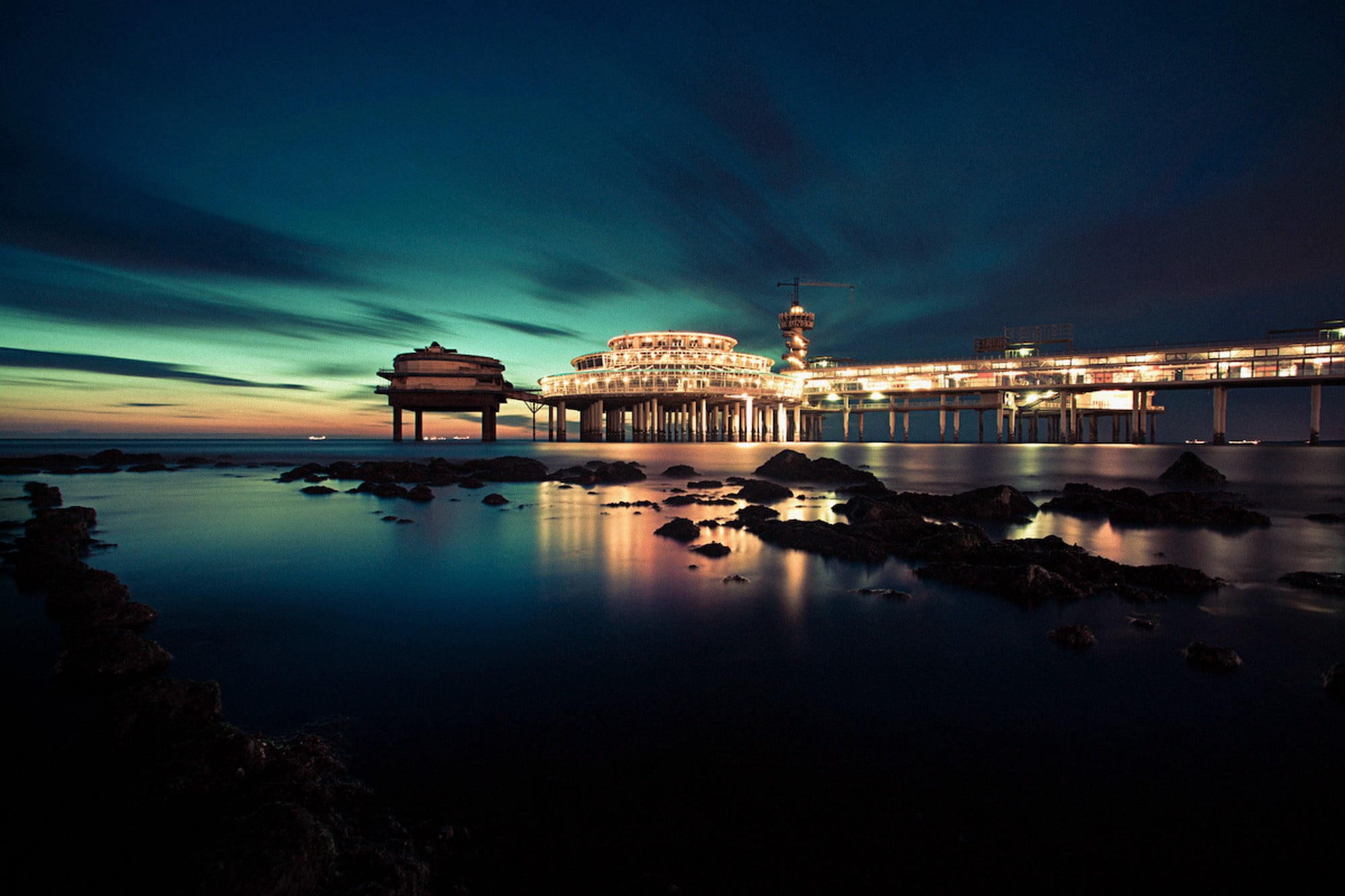 building, dusk, evening, government, long exposure, city, pier, nature, reflection, illuminated, Scheveningen, built structure, night, 1080P, black, sunset, HD Wallpaper