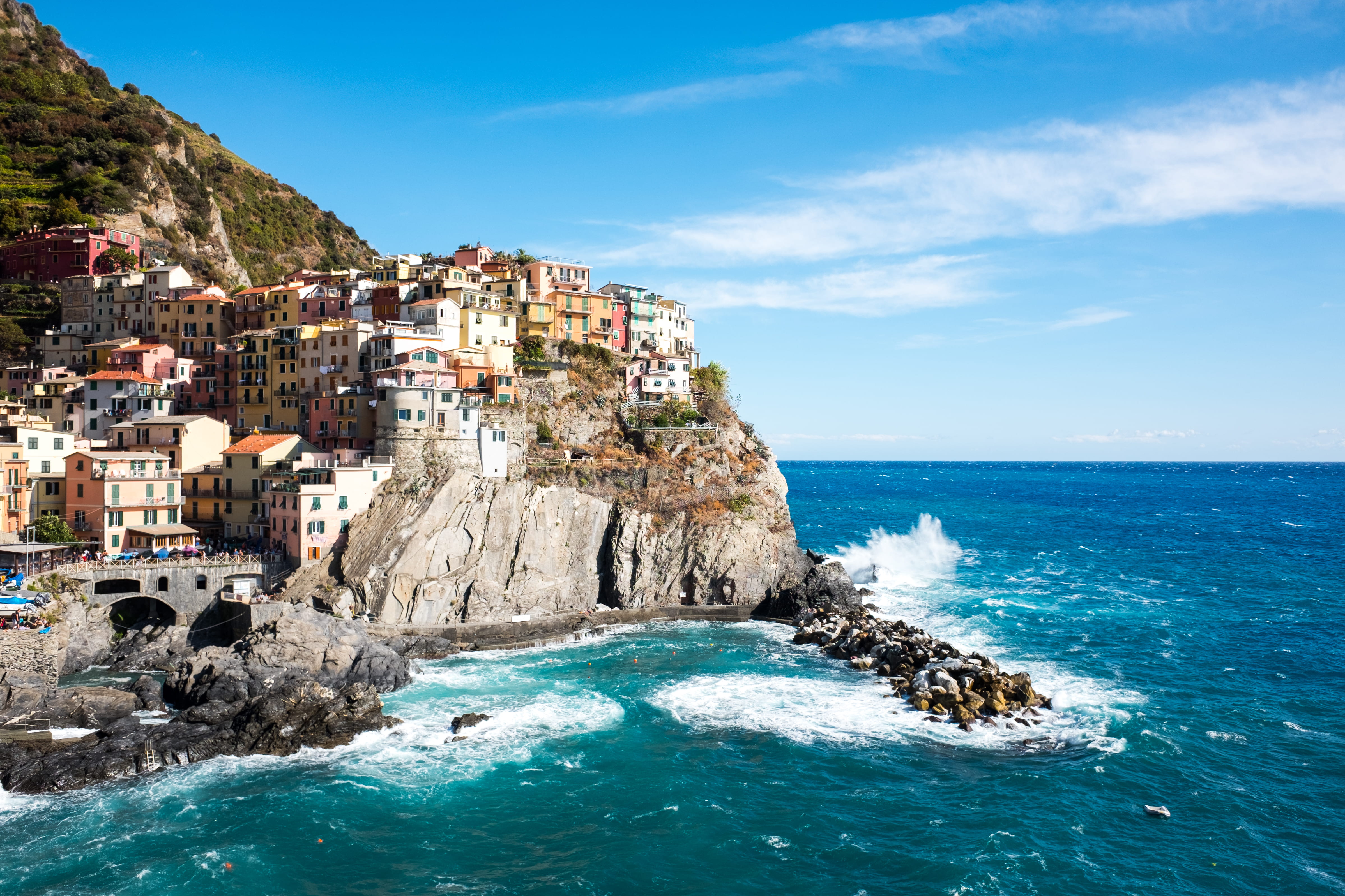 italy, building exterior, ponte, outdoors, water, coastal village, horizon over water, di, building, landscape, beach, travel destinations, daylight, fujifilm, HD Wallpaper
