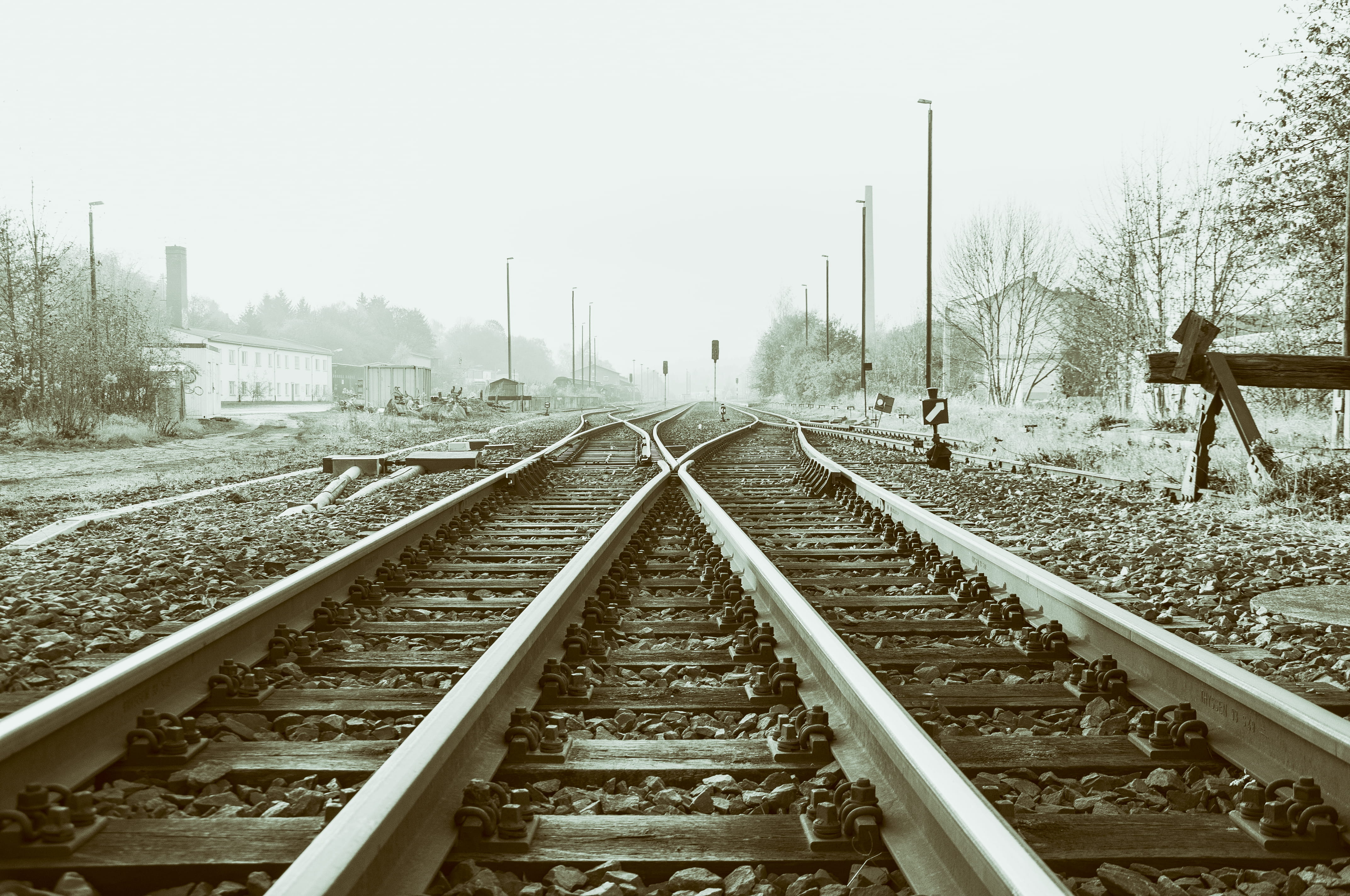 lines, railway, am unteren bahnhof, gravel, diminishing perspective, direction, track, plant, sky, the way forward, railroad track, train, trainstation, HD Wallpaper