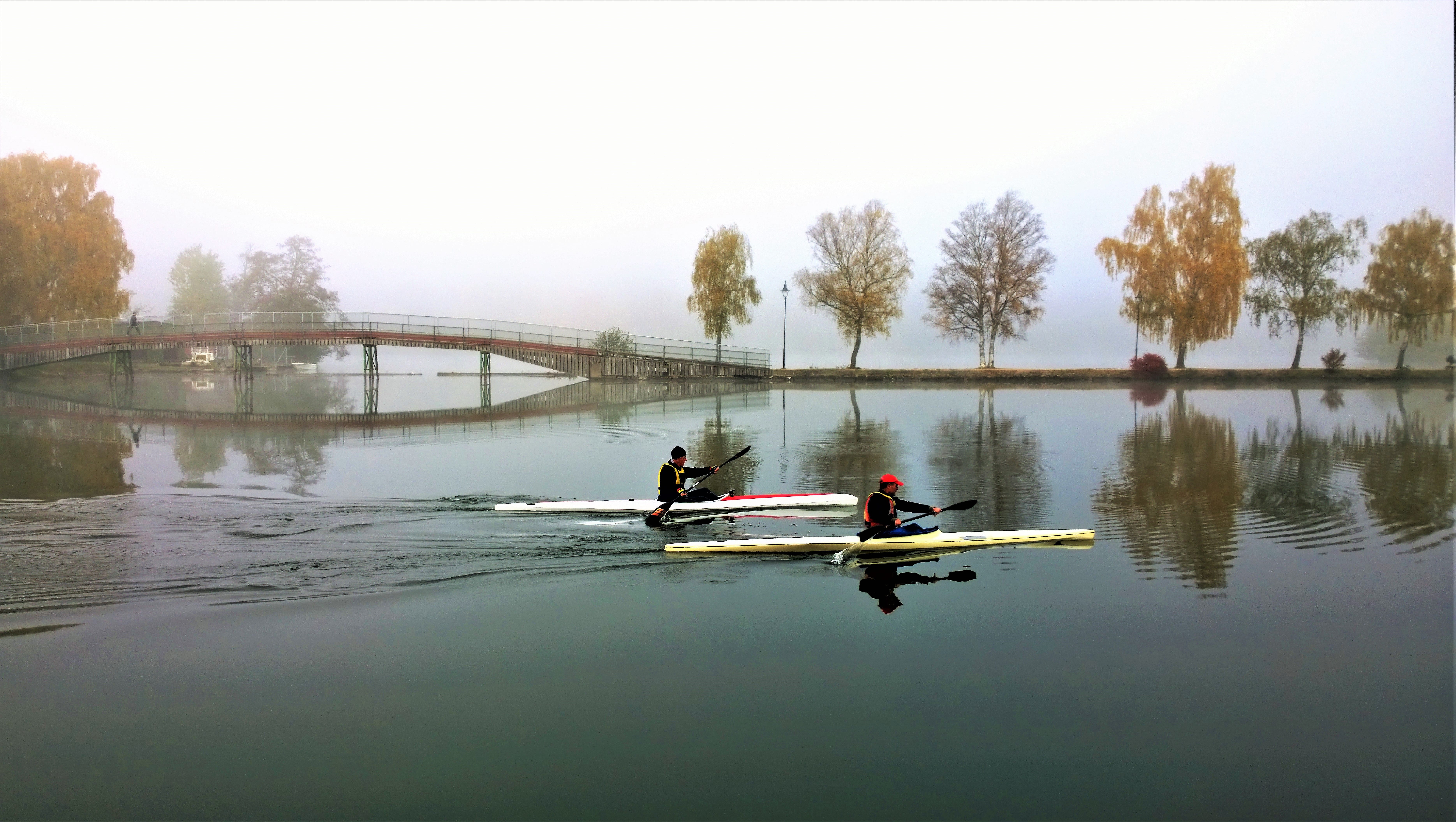 day, flodfärd, trollhättan, channel, peaceful, sitting, outdoors, kayak, real people, kayaking, sky, autumn colors, two, gota river, person, rowing, mode of transportation, HD Wallpaper