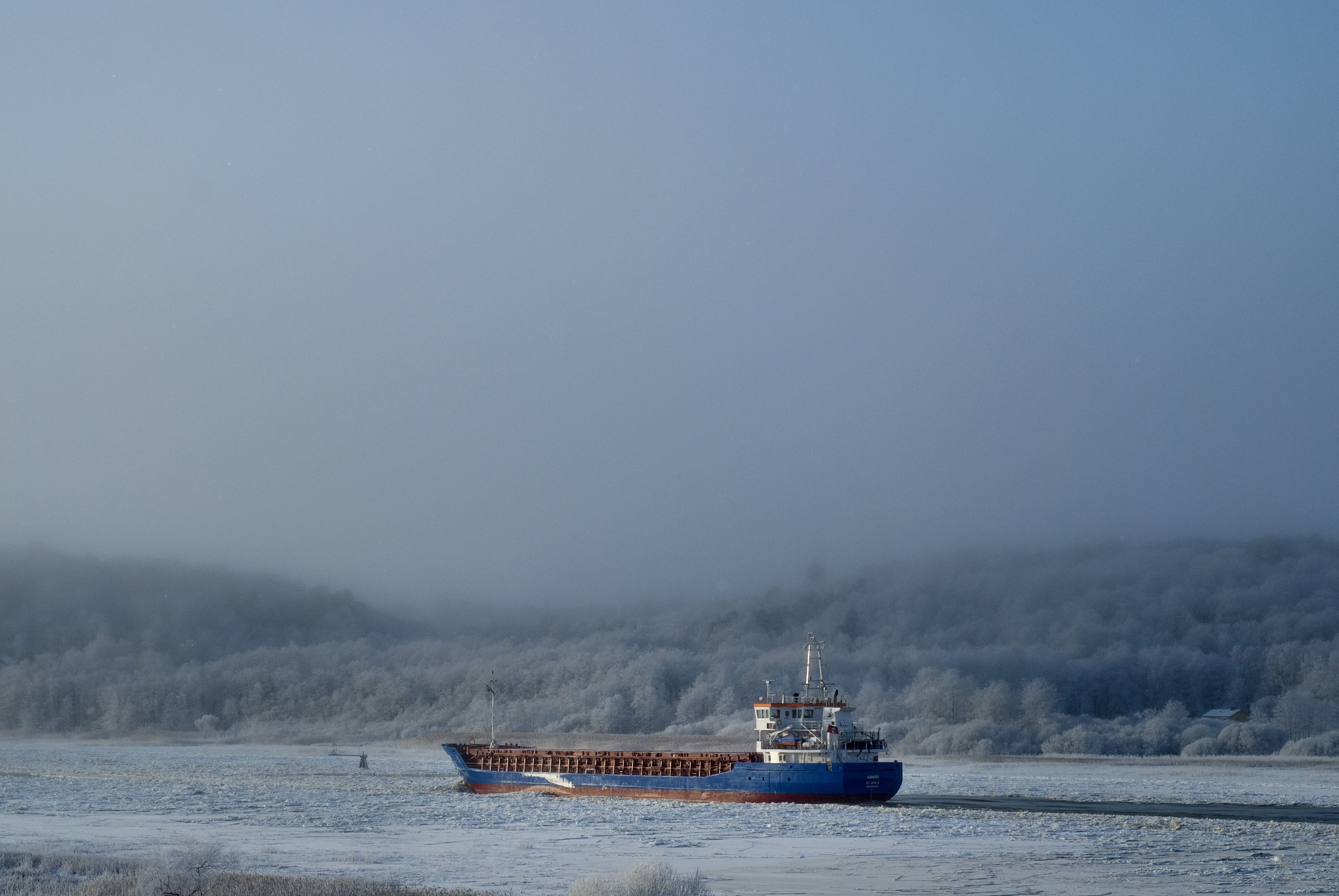 shipping, ships, tranquility, nautical vessel, day, passenger craft, river, 2K, ship, winter, no people, nature, outdoors, blue, beauty in nature, sky, HD Wallpaper