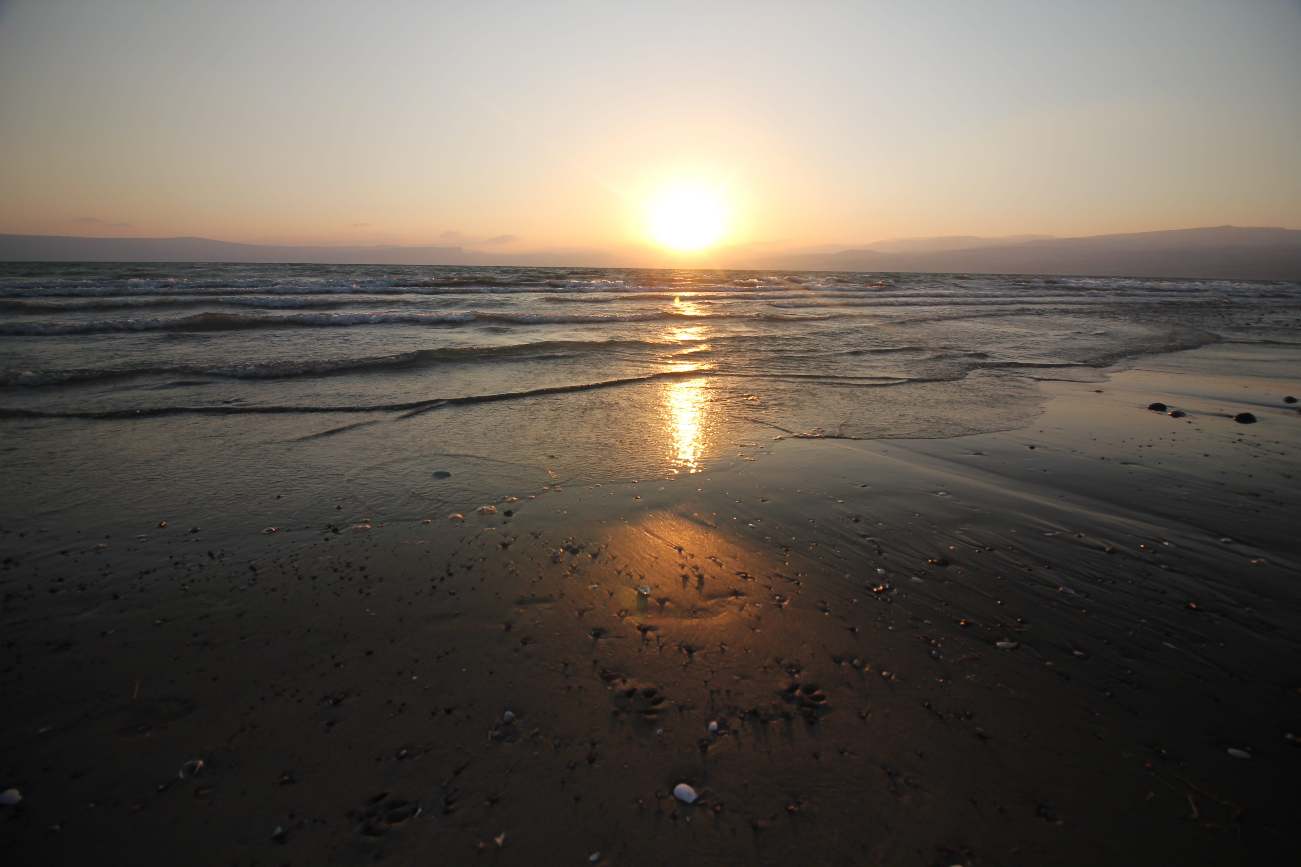 red, yellow, wave, weather, low tide, golden, sun, dusk, 5K, sunlight, sunrise, sunset, dawn, water, evening, coast, cloud, vacation, orange, no people, HD Wallpaper