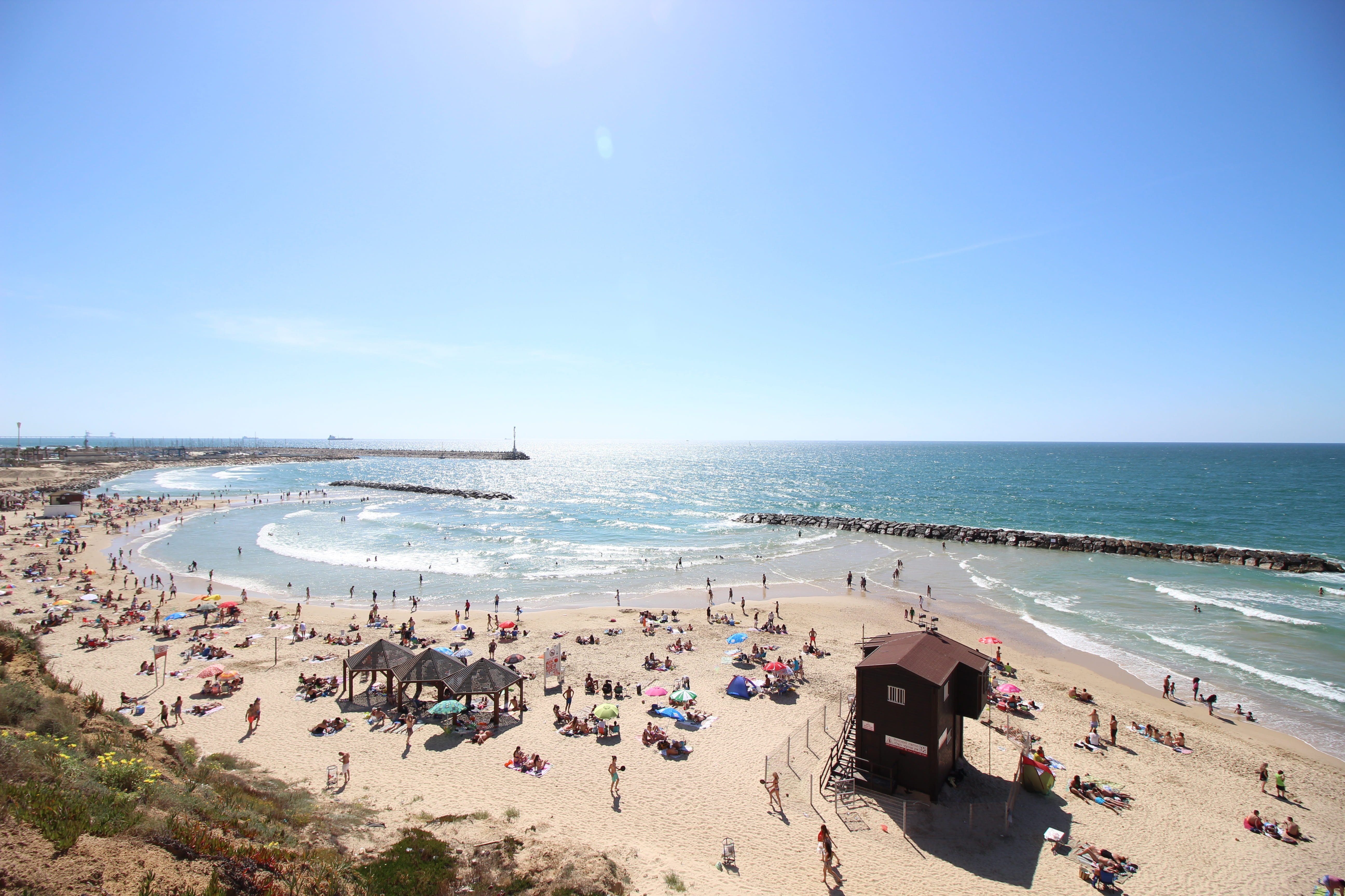 ocean, real people, sea, holiday, high angle view, land, sand, day, horizon, crowd, seashore, water, horizon over water, outdoors, nature, tourism, trip, HD Wallpaper