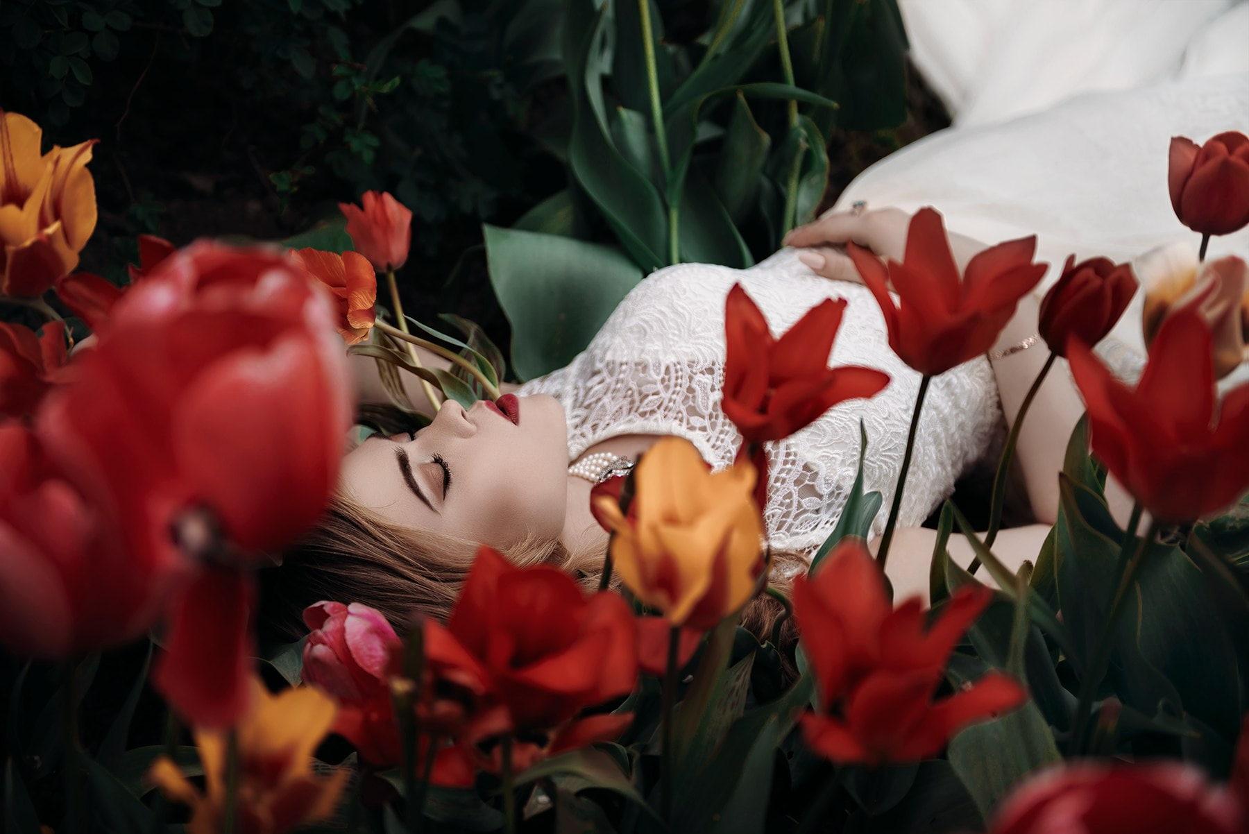 closed eyes, white dress, women outdoors, eyeshadow, tulips, dress, lying on back, leaves, Ellina Myuller, face, flowers, brunette, 720P, red lipstick, HD Wallpaper