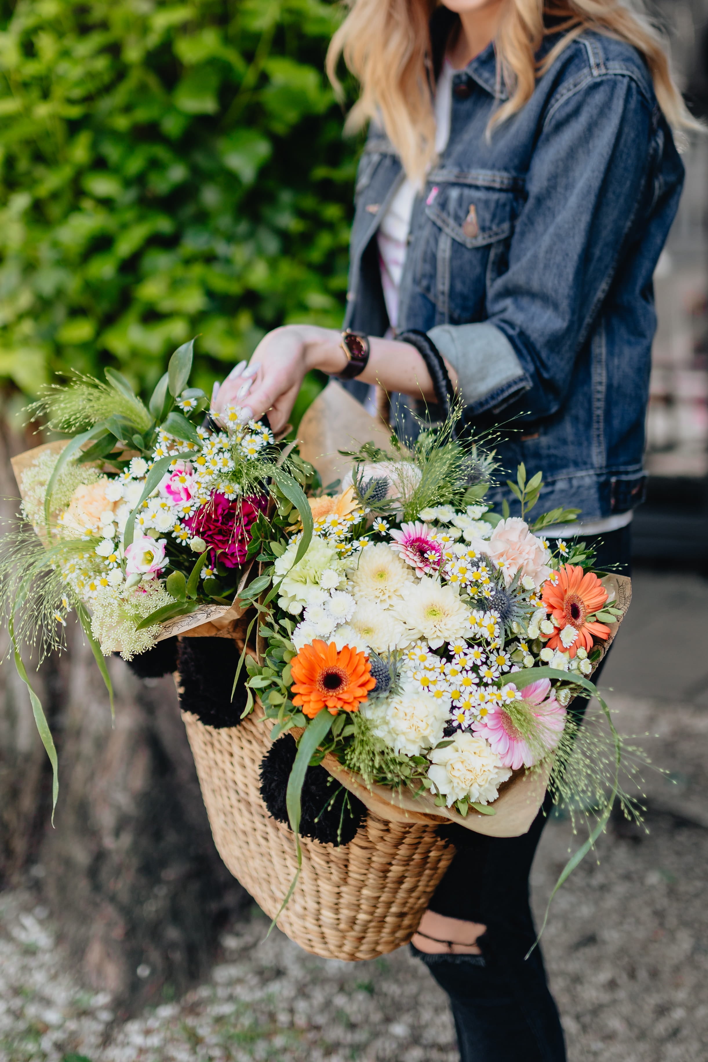 jeans jacket, plant, flowering plant, focus on foreground, freshness, day, basket, full, standing, flowers, flower head, young, outdoors, women, lovely, Phone HD Wallpaper