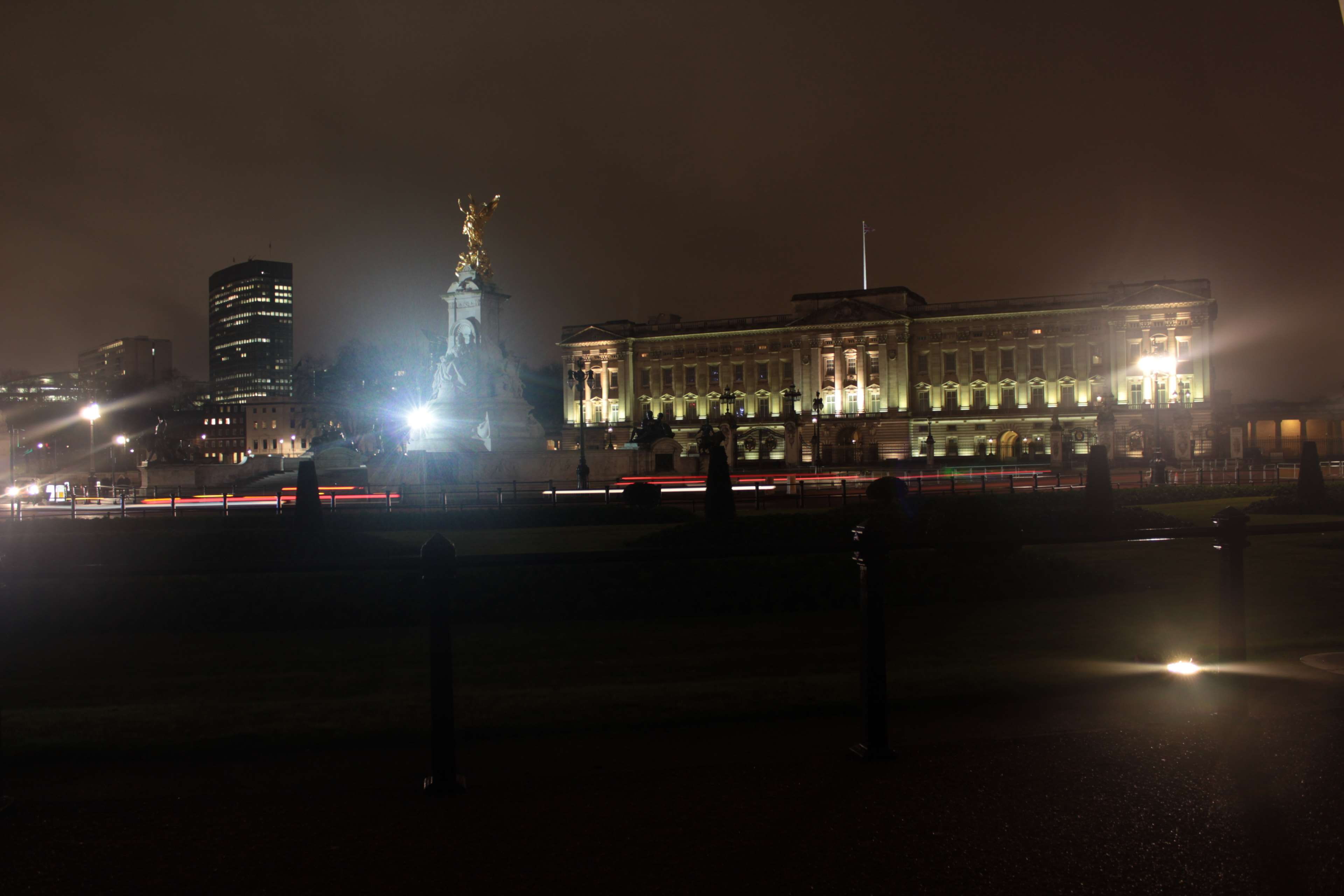 no people, city lights, building, street light, travel destinations, london, outdoors, built structure, illuminated, building exterior, street, nature, HD Wallpaper