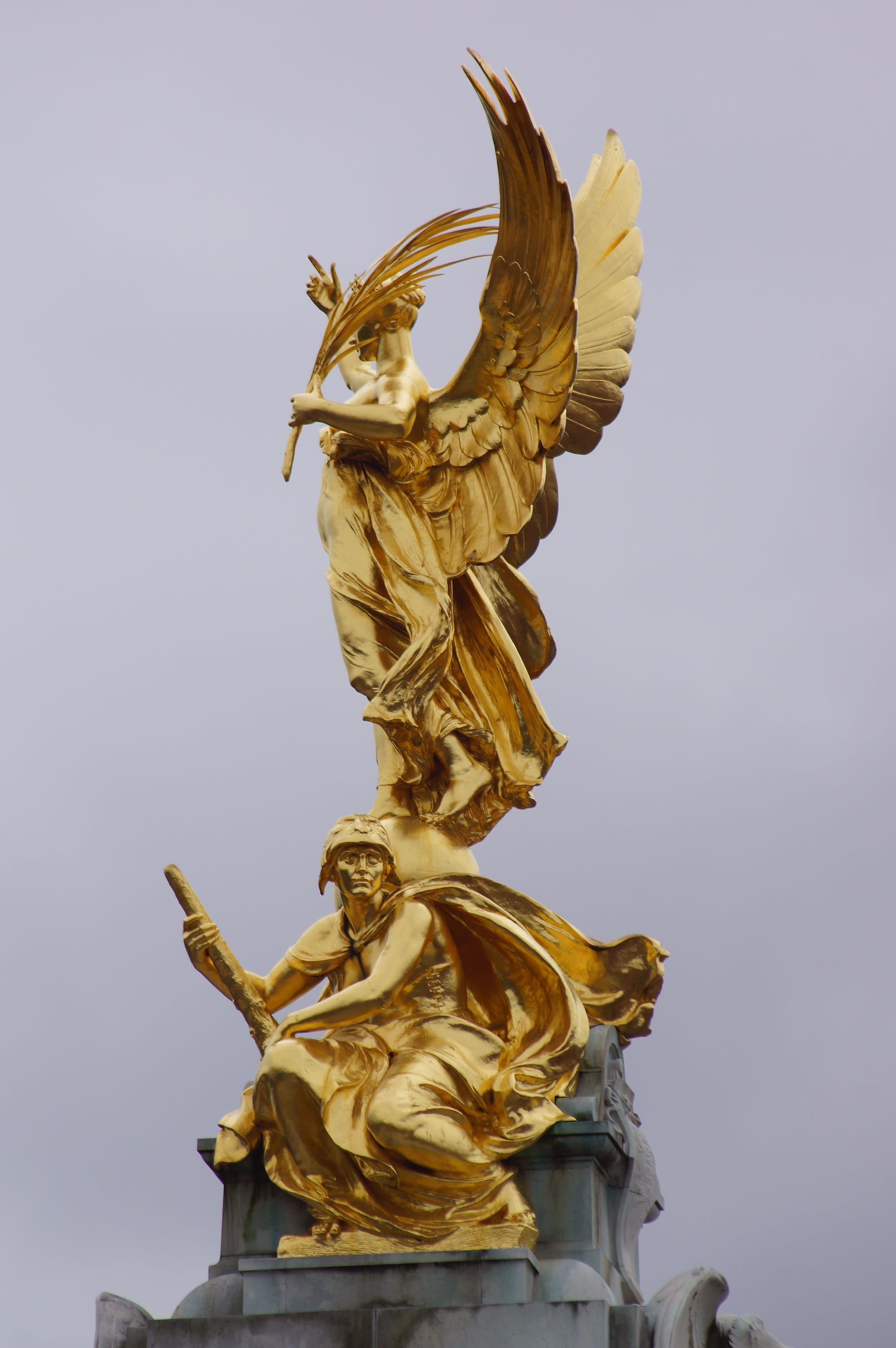 low angle view, Buckingham Palace, angel, creativity, laurel wreath, ornate, craft, sculpture, no people, art and craft, human representation, the past, Phone HD Wallpaper