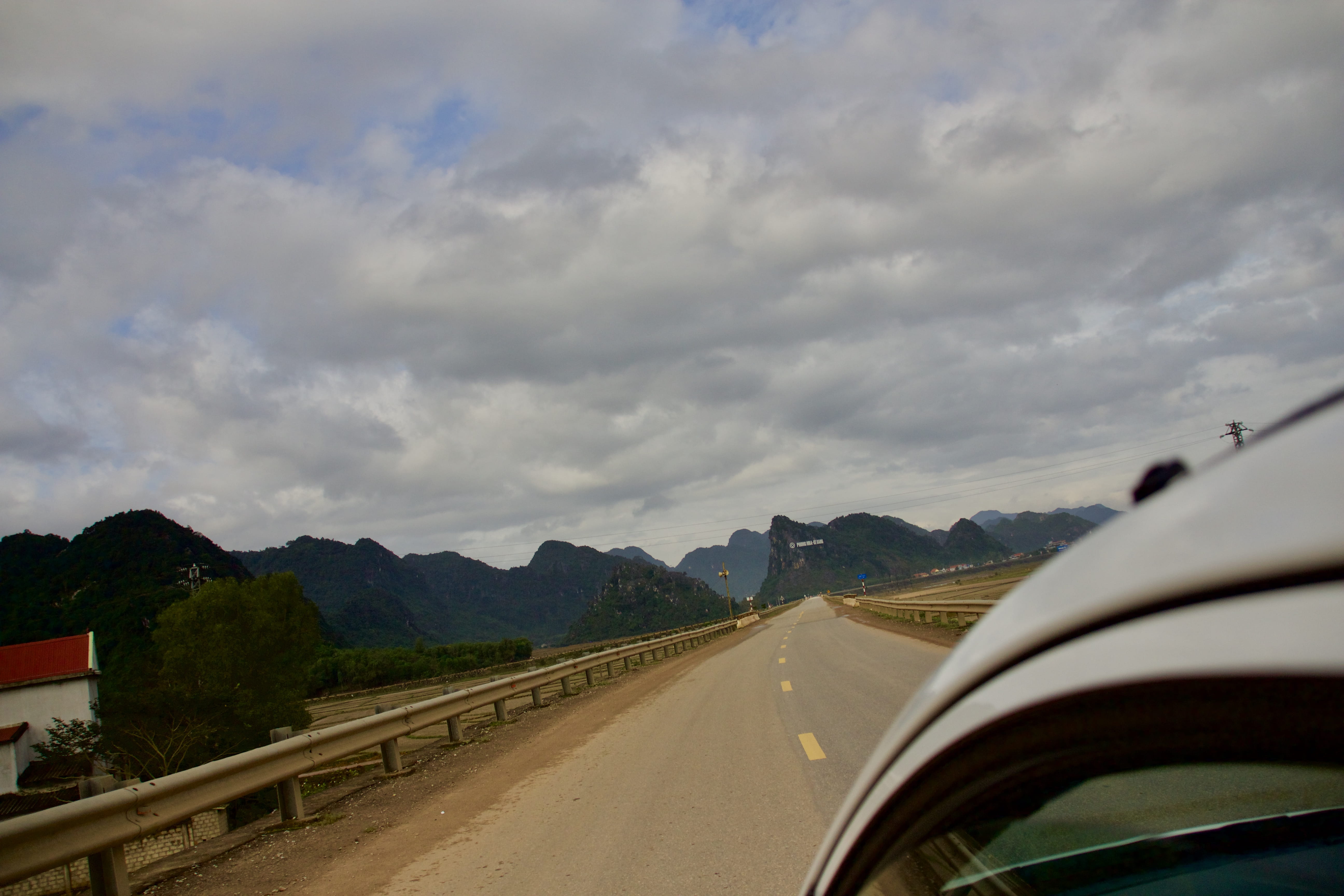 environment, cave, highway, motor vehicle, 5K, cloud - sky, motion, beauty in nature, southeastasia, scenics - nature, road trip, sky, road, asia, car, HD Wallpaper