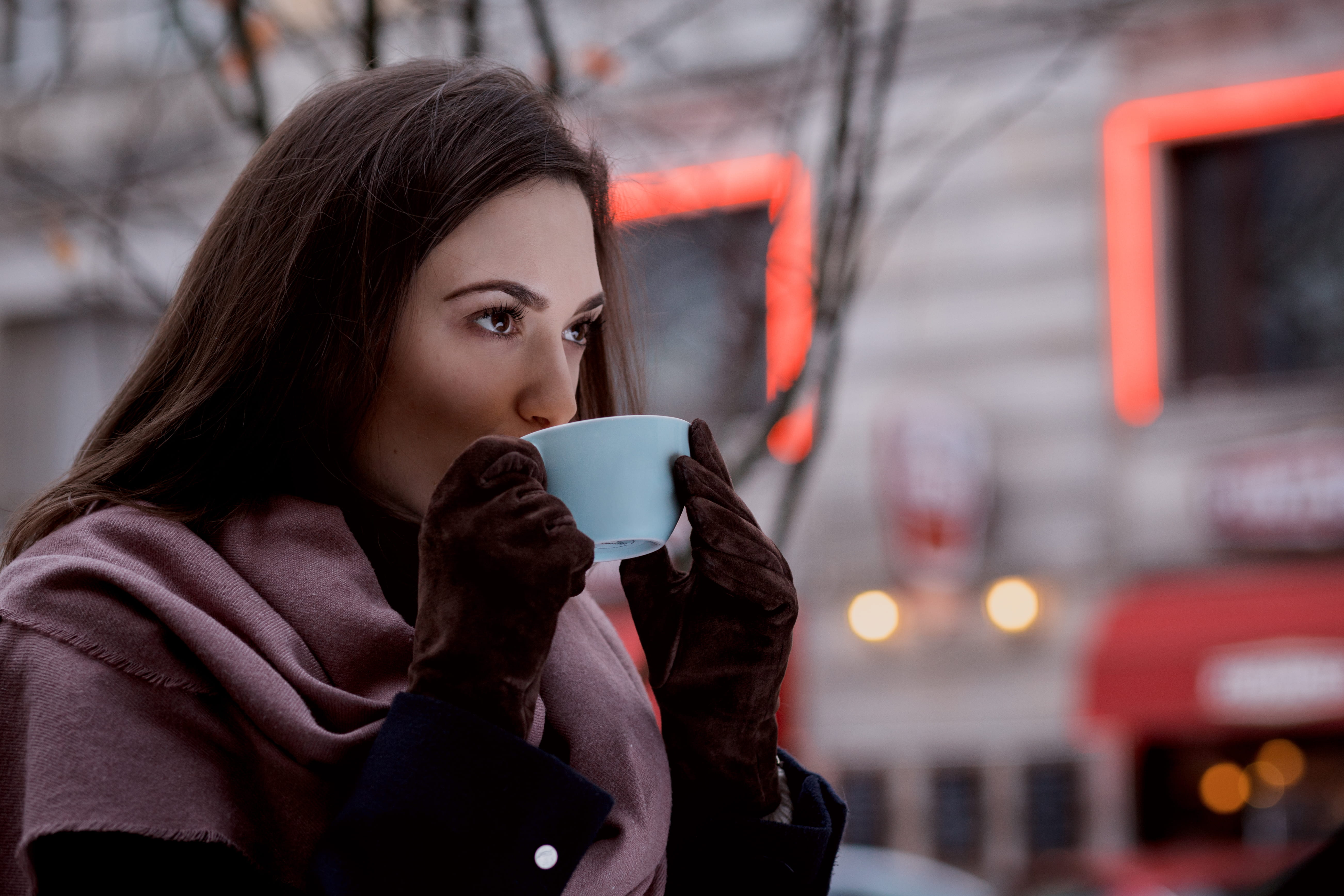 hairstyle, young women, woman, tea, drinking, women, beauty, coffee cup, brown hair, coffee, girl, one person, cup, beverage, mug, 5K, warm clothing, person, HD Wallpaper