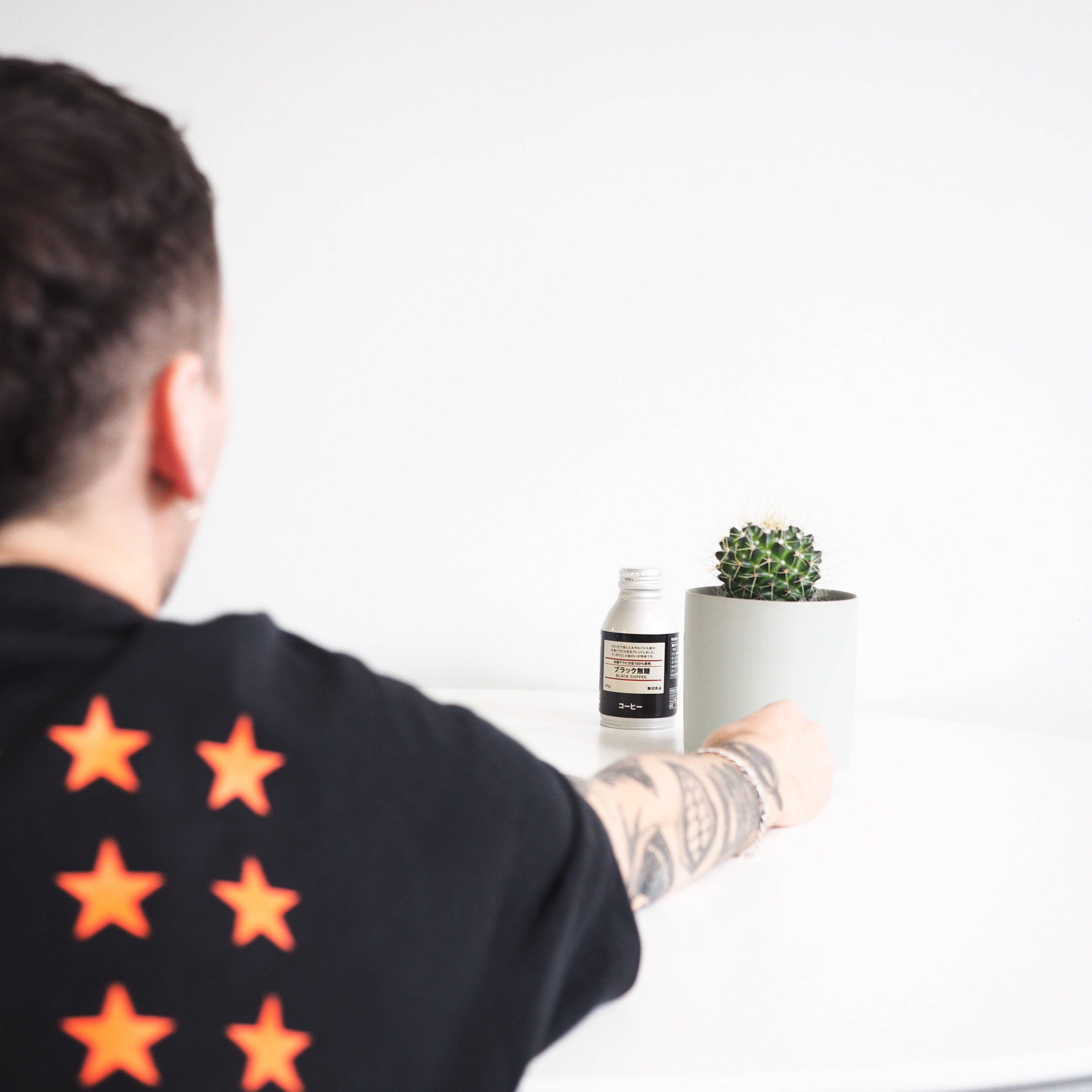 men, one Person, tattoo, true, digital agency, indoors, design, green, cacti, white, males, 2K, cactus, person, studio, caucasian Ethnicity, outdoors, Phone HD Wallpaper