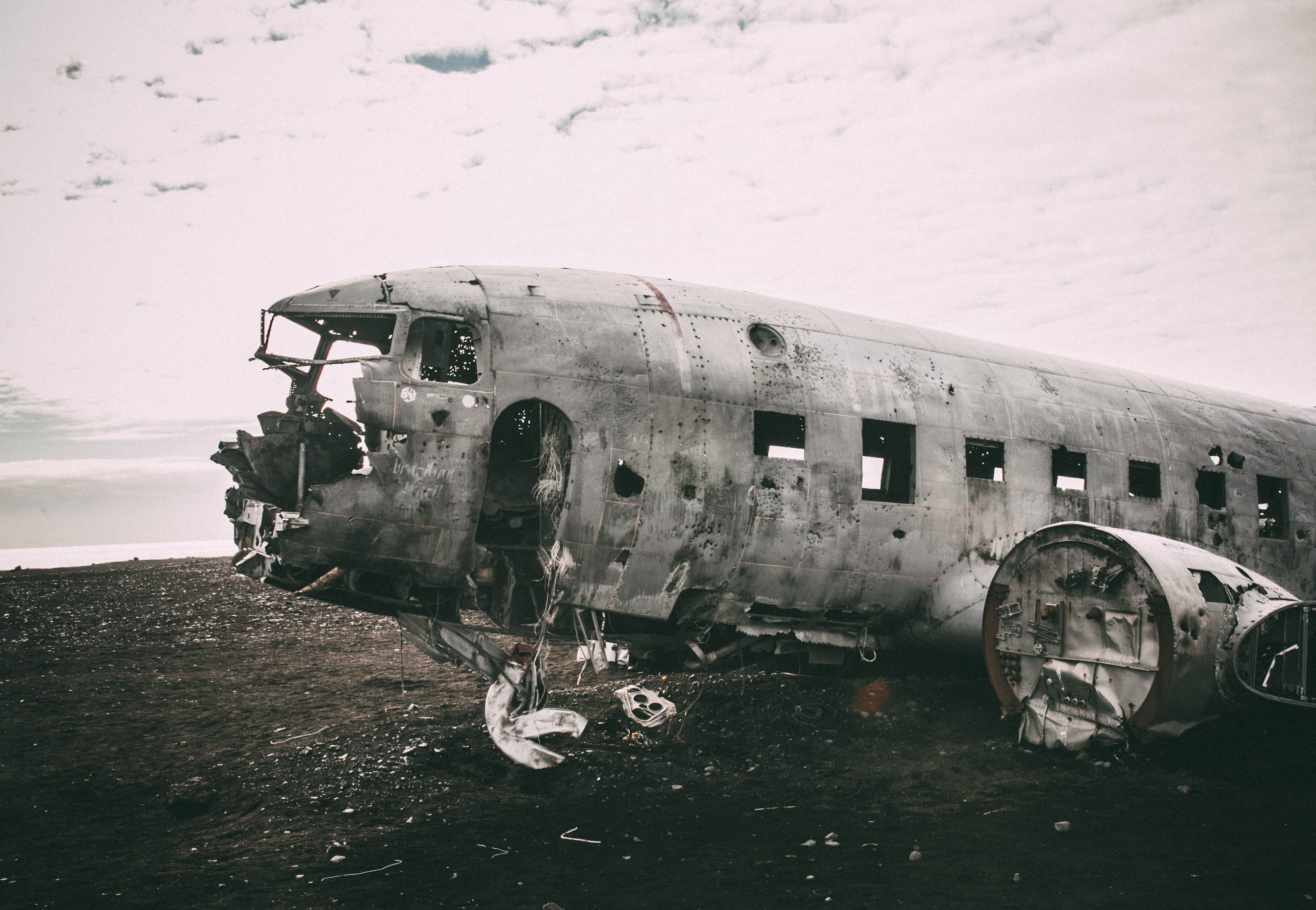 military, damaged, decline, 2K, tank, field, airplane, grayscale, land, military uniform, navy, iceland, no people, grey, soldier, aerospace industry, HD Wallpaper