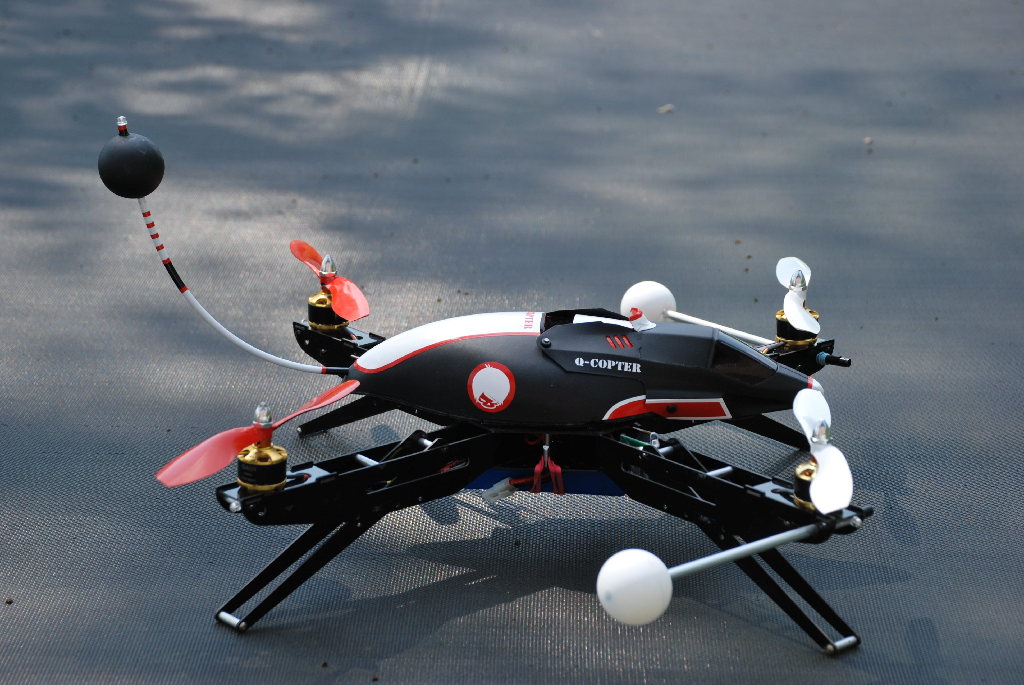 single object, technology, nature, speed, mode of transportation, full length, aggression, gaui, people, transportation, 4K, Quadrocopter, outdoors, flying, HD Wallpaper