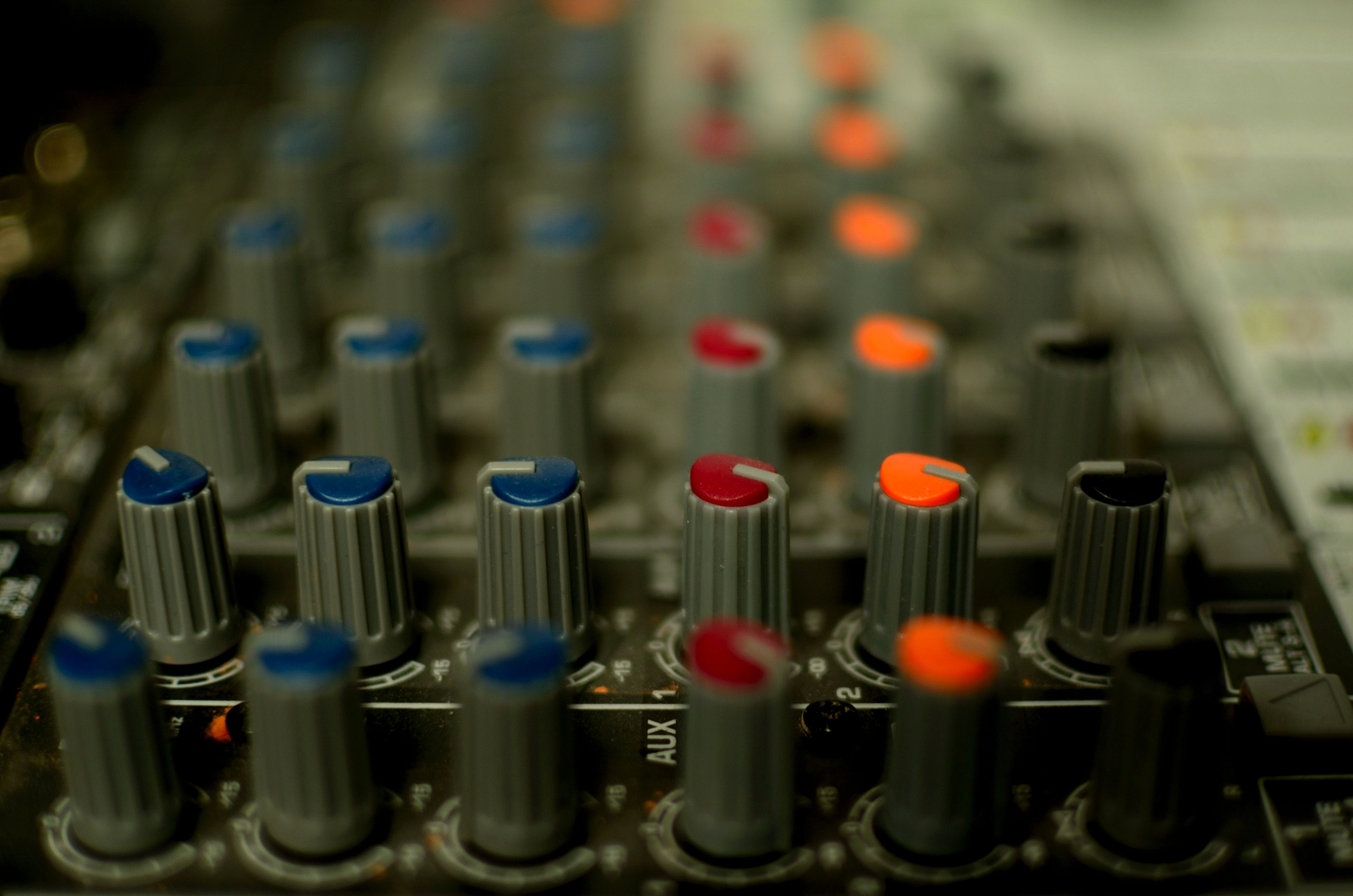 recording studio, technology, no people, mix, studio, large group of objects, repetition, music, in a row, selective focus, close-up, indoors, full frame, HD Wallpaper