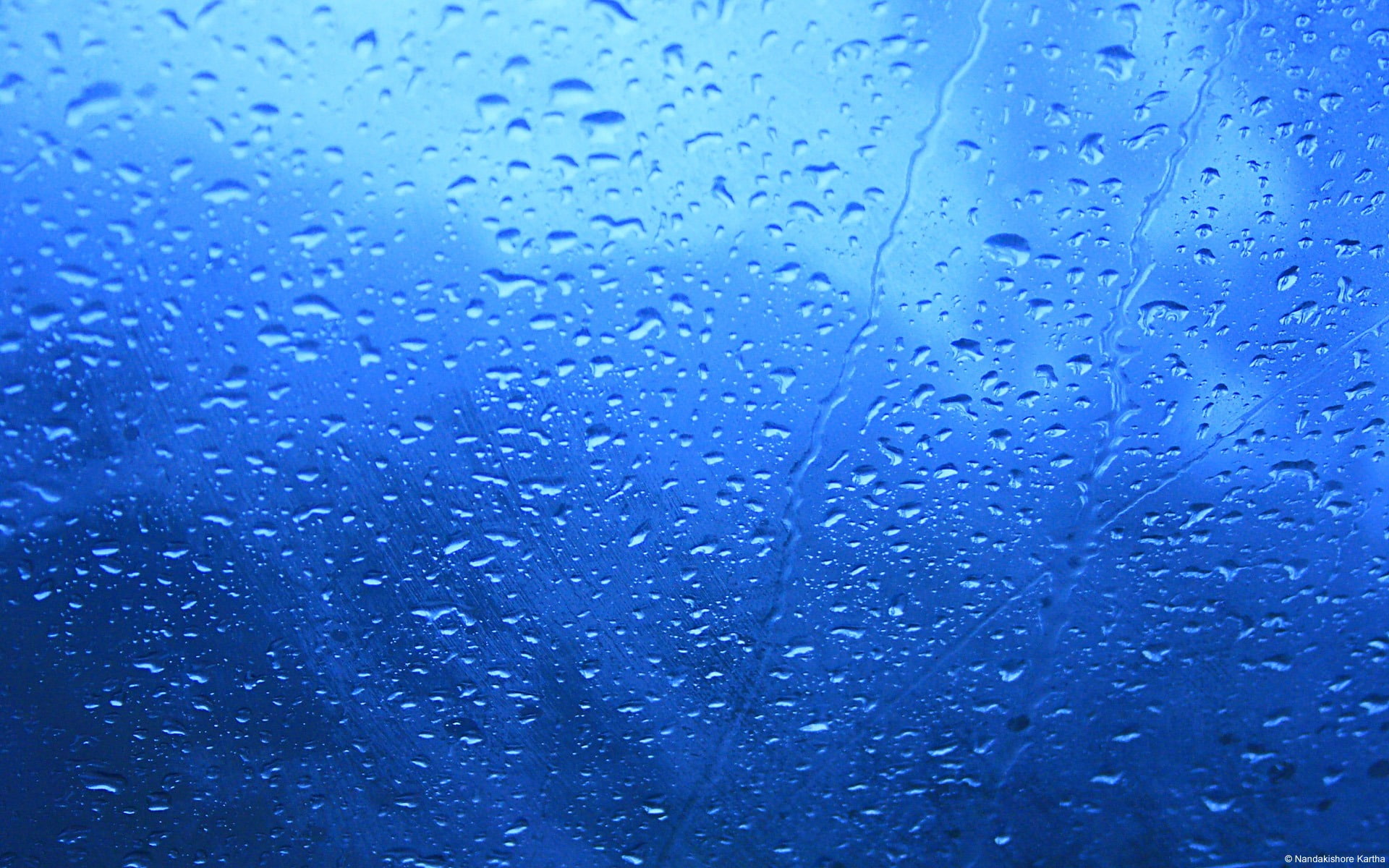 window, transparent, water, glass - material, theme, purity, drop, wet, no people, dew, close-up, rain, day, textured effect, blue, 1080P, full frame, HD Wallpaper