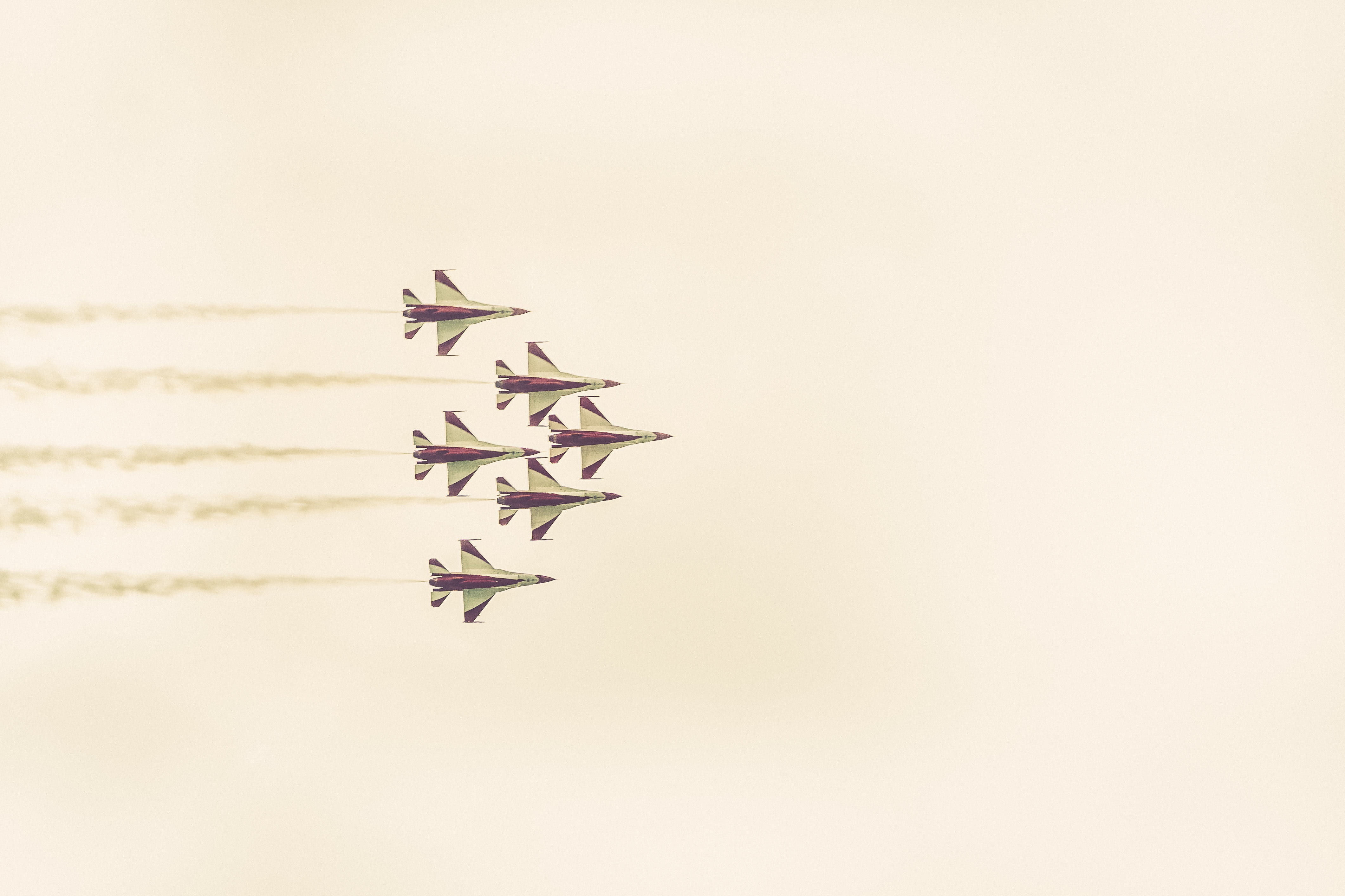 jets, no people, sky, on the move, plane, balance, speed, airplanes, transportation, teamwork, aerospace industry, smoke, order, cooperation, cloud - sky, HD Wallpaper