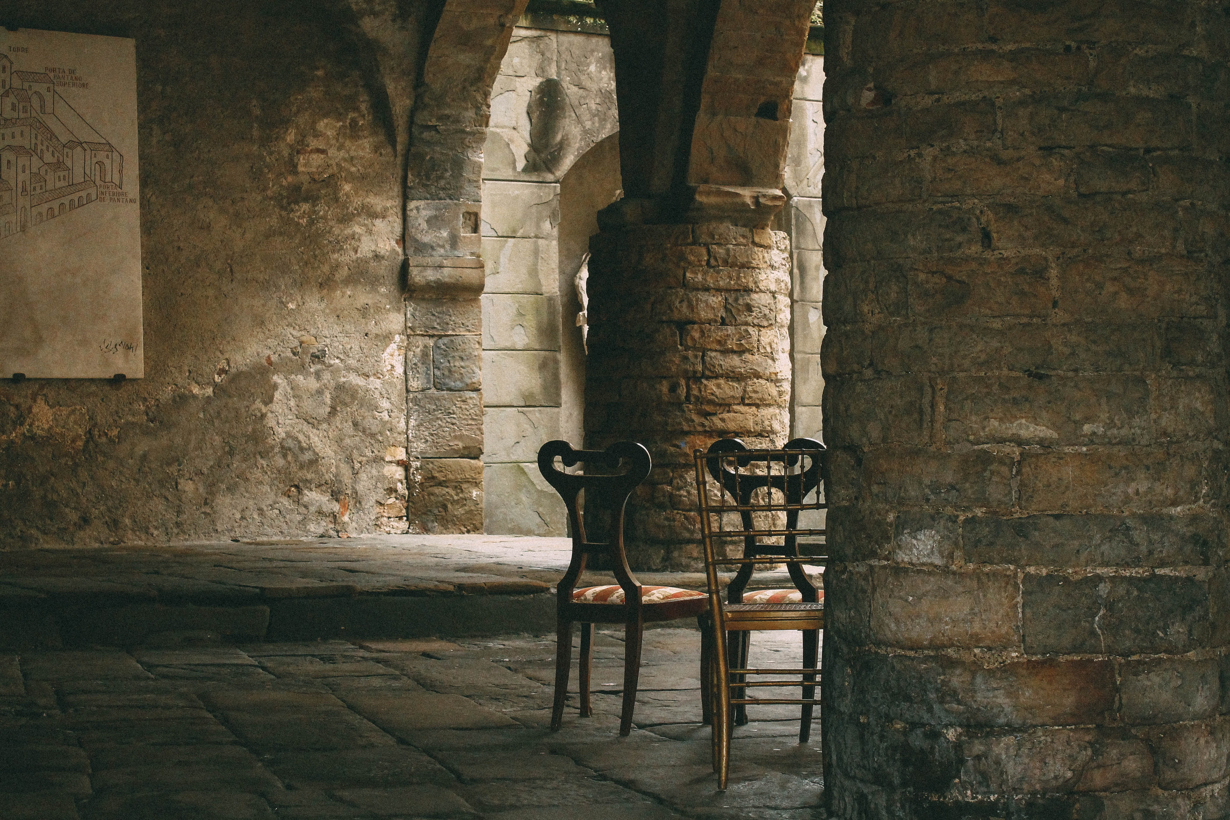 the past, stone wall, 4K, architecture, seat, brown, architectural column, arch, building, religion, day, inside, building exterior, old, place of worship, HD Wallpaper