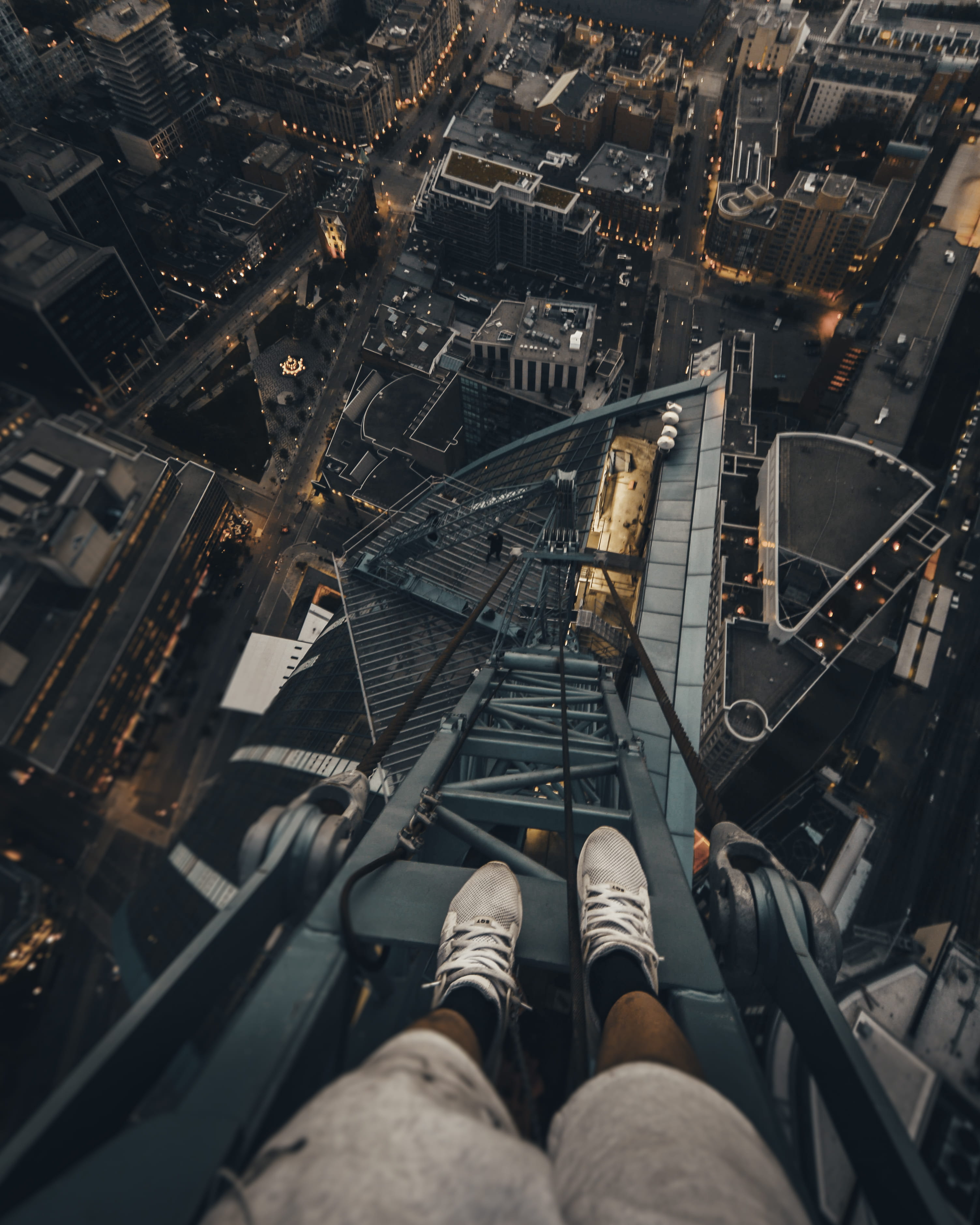 frame, low section, climb, rooftopper, height, human body part, rooftopping, standing, steel, body part, architecture, transportation, metal, skyscraper, Phone HD Wallpaper