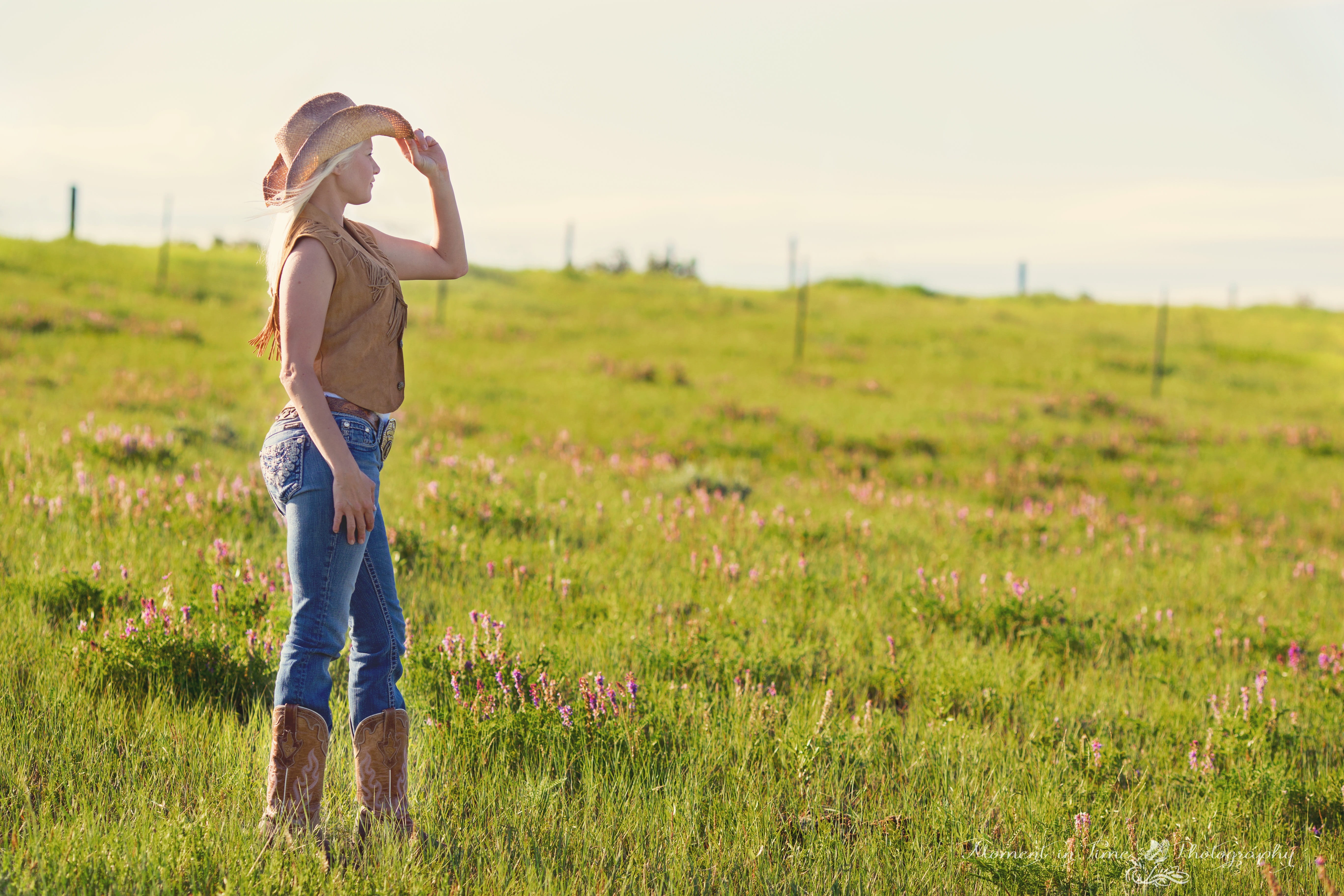 blue, sky, cowboy, leisure activity, plant, grass, non-urban scene, hat, field, rural scene, nature, 5K, countryside, lifestyles, one person, adult, model, HD Wallpaper