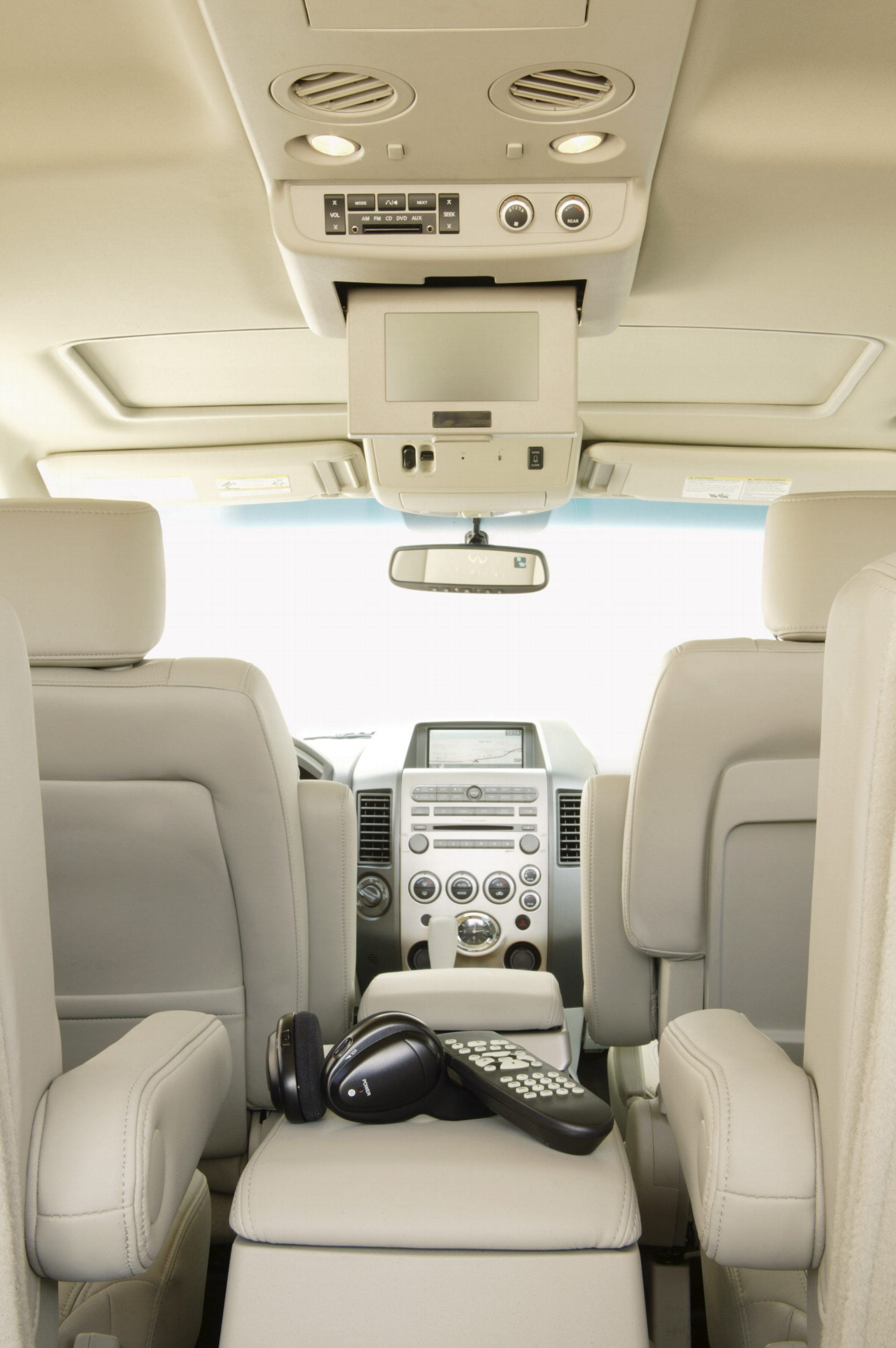 car, technology, vehicle interior, seat, transportation, no people, wealth, vehicle seat, airplane, window, travel, airplane seat, air vehicle, indoors, Phone HD Wallpaper