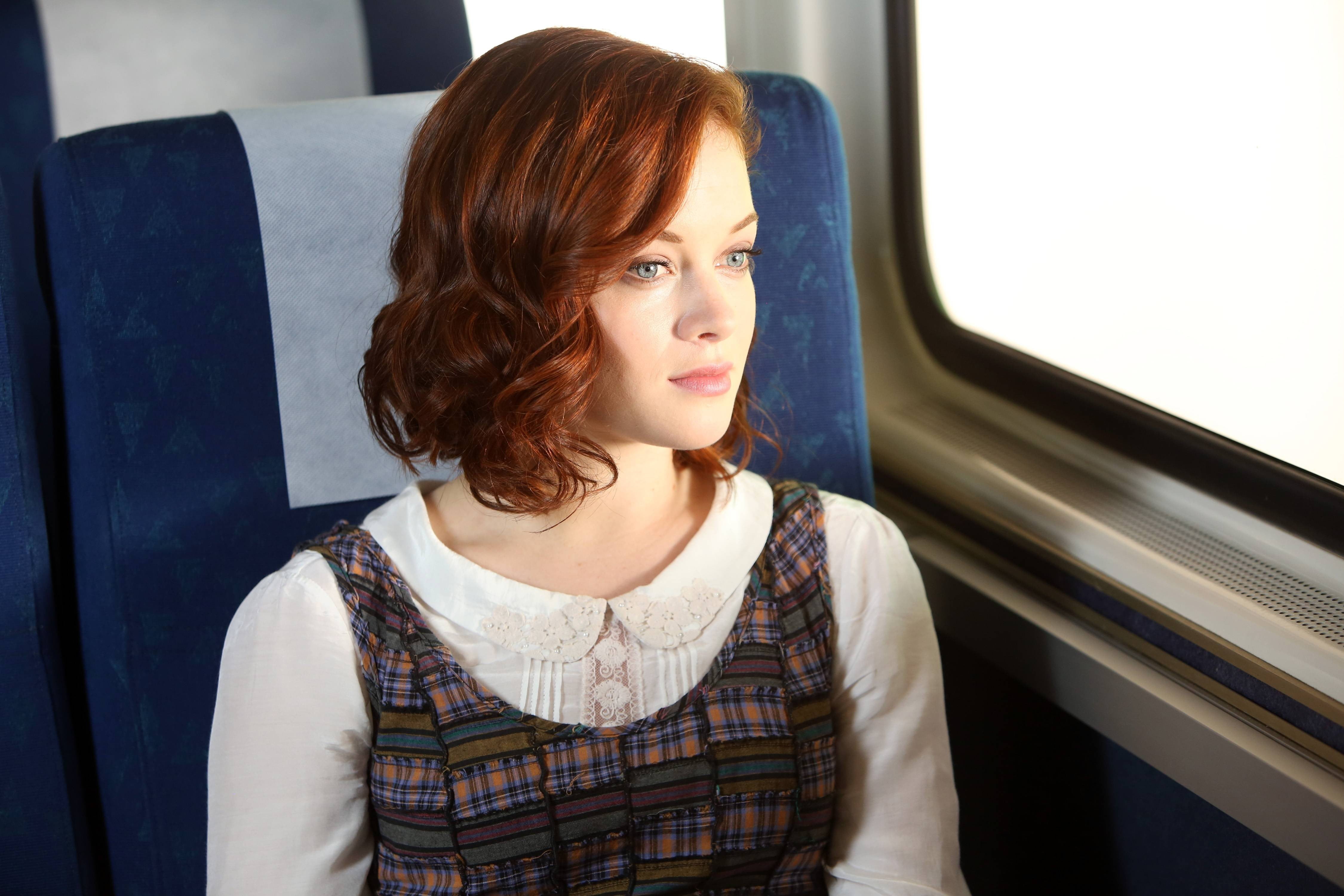 window, subway train, rail transportation, waist up, leisure activity, vehicle interior, public transportation, mode of transportation, 4K, real people, HD Wallpaper
