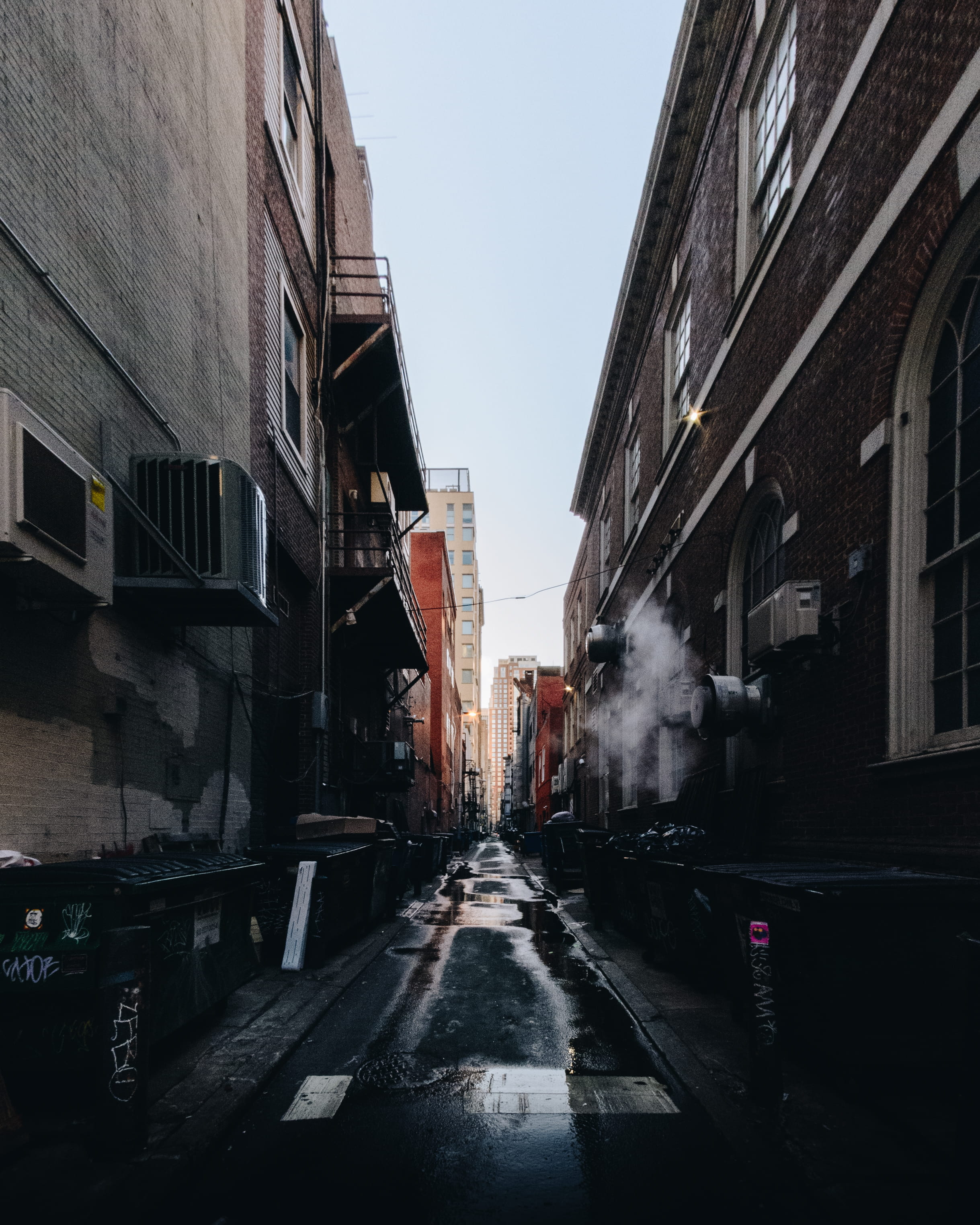 2K, philadelphia, train, town, moody, built structure, sky, clear sky, metropolis, mode of transportation, outdoors, vacant, rain, day, puddles, the way forward, Phone HD Wallpaper