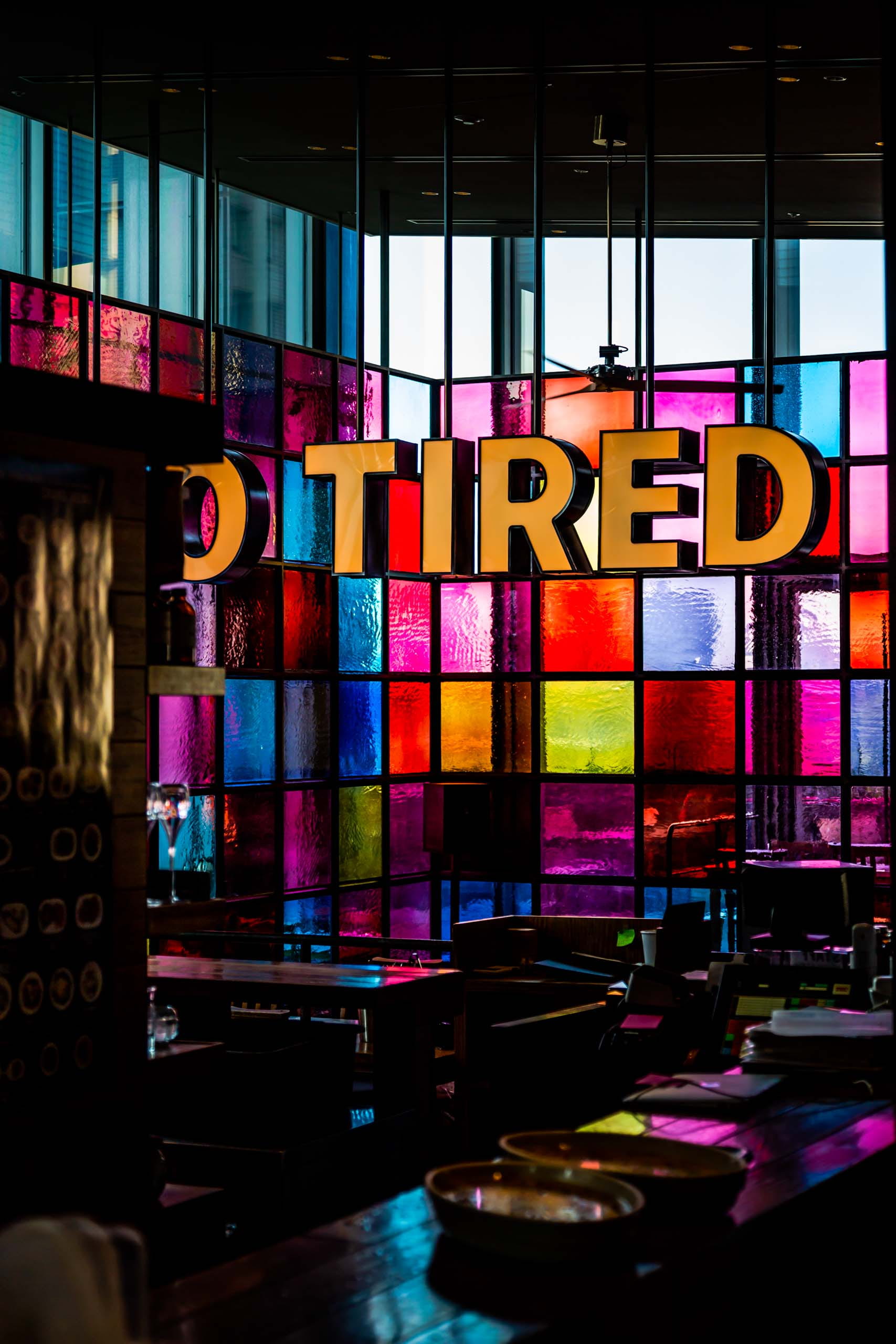 glass, diner, built structure, communication, artwork, tokyo, architecture, choice, absence, restaurant, city, chair, business, bar, interior shop, nightlife, Phone HD Wallpaper
