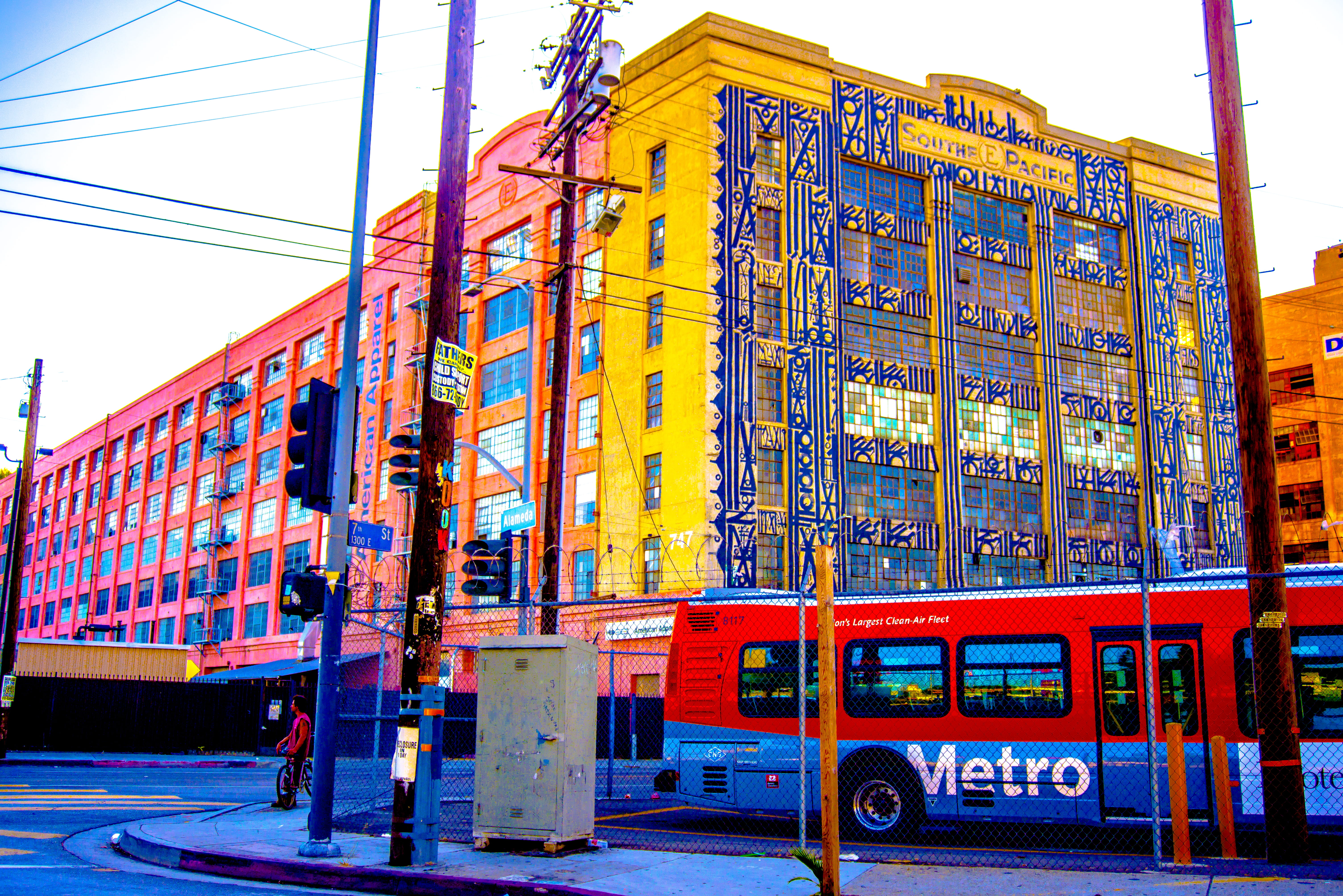 metro, men, built structure, day, travel, united states, land vehicle, 5K, one person, car, communication, real people, street, transportation, bus, motor vehicle, HD Wallpaper