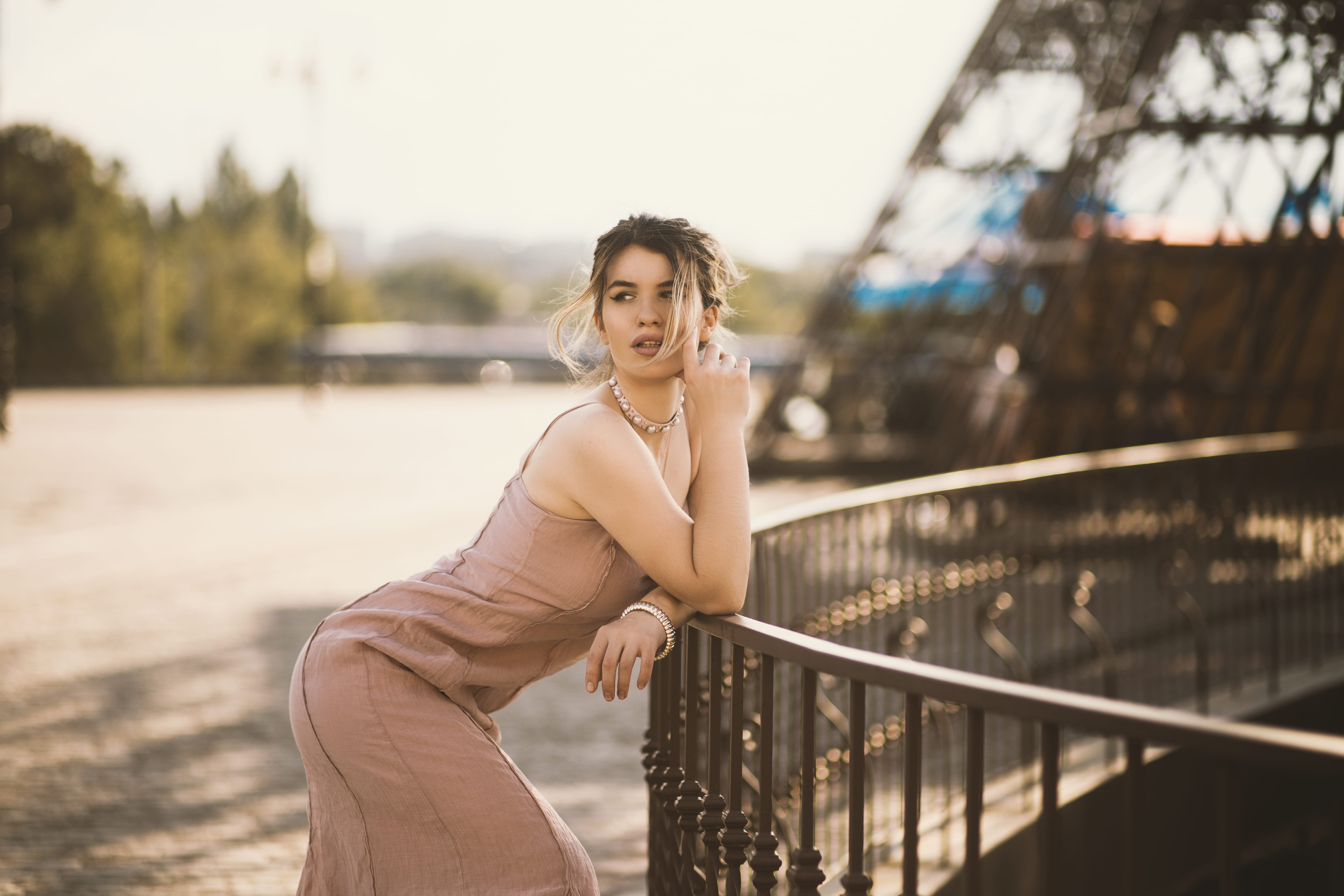 lifestyles, young women, railing, one person, bridge - man made structure, paris, women, girl, focus on foreground, wear, 5K, beauty, beautiful, resting, HD Wallpaper