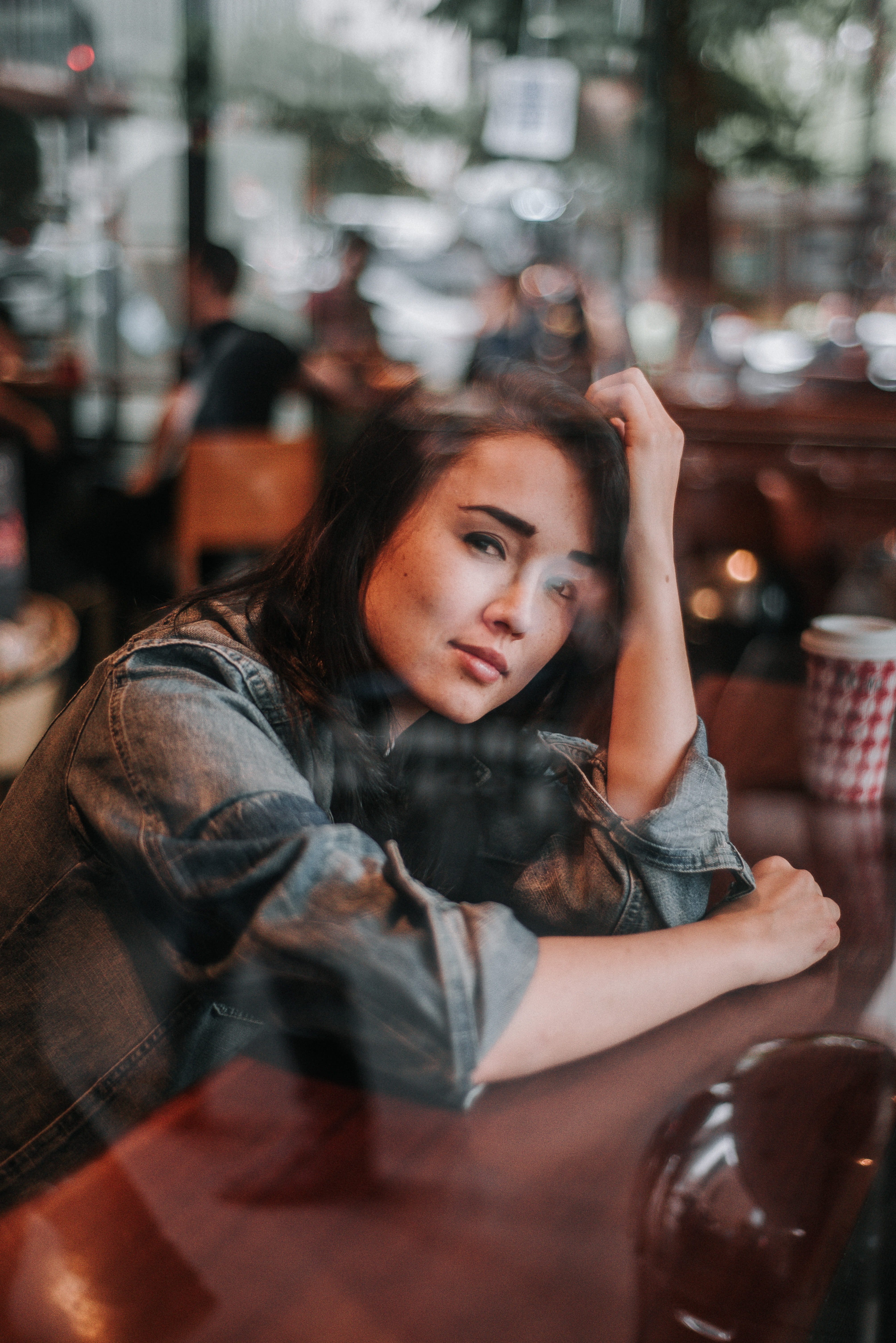 woman, portrait, resting, young adult, reflection, arms, wear, glass, one person, person, lifestyles, photoshoot, pose, pretty, looking away, contemplation, Phone HD Wallpaper