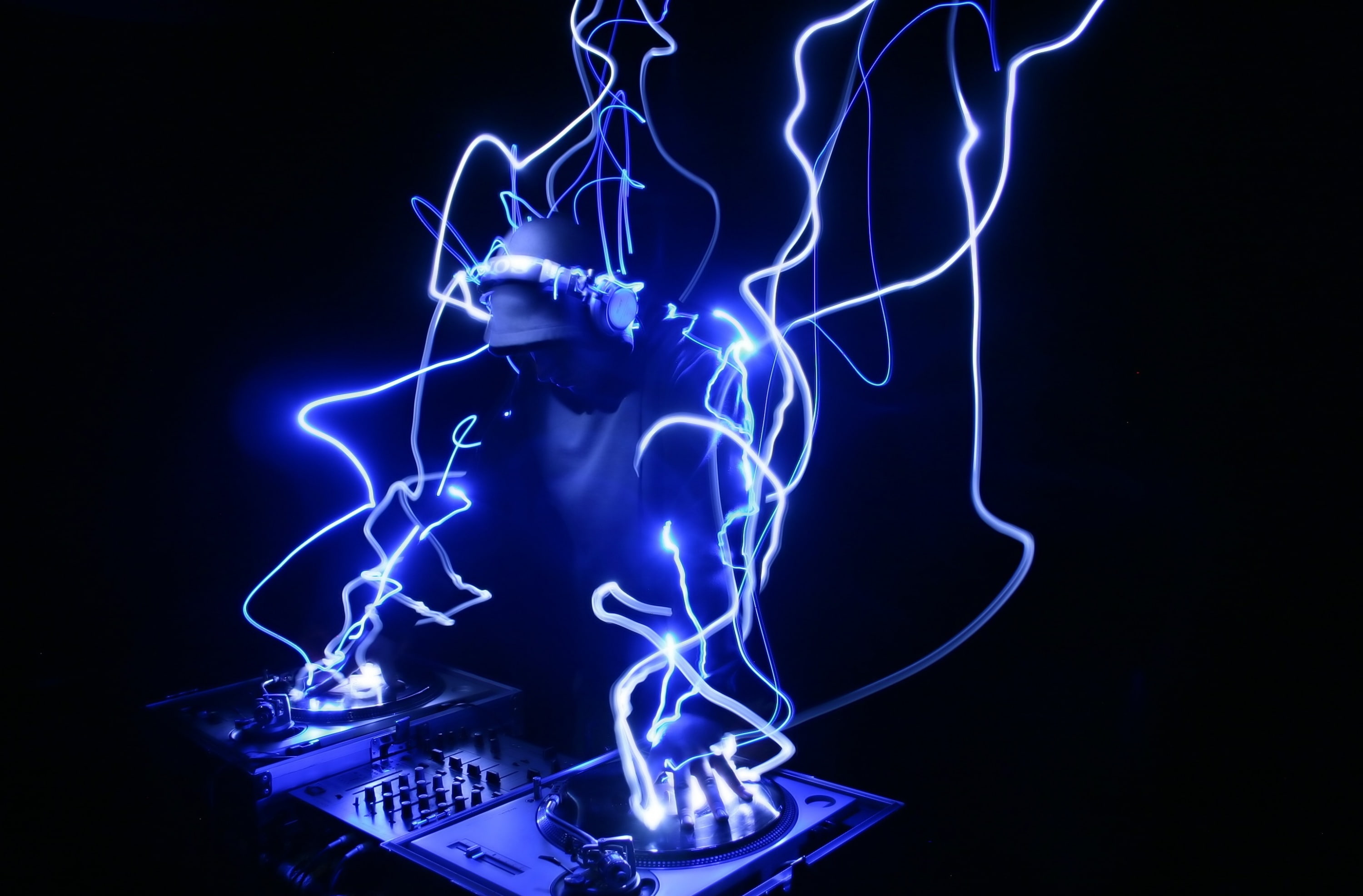 dj, black background, no people, glowing, outdoors, nature, night, connection, fuel and power generation, communication, digital, Music, motion, HD Wallpaper