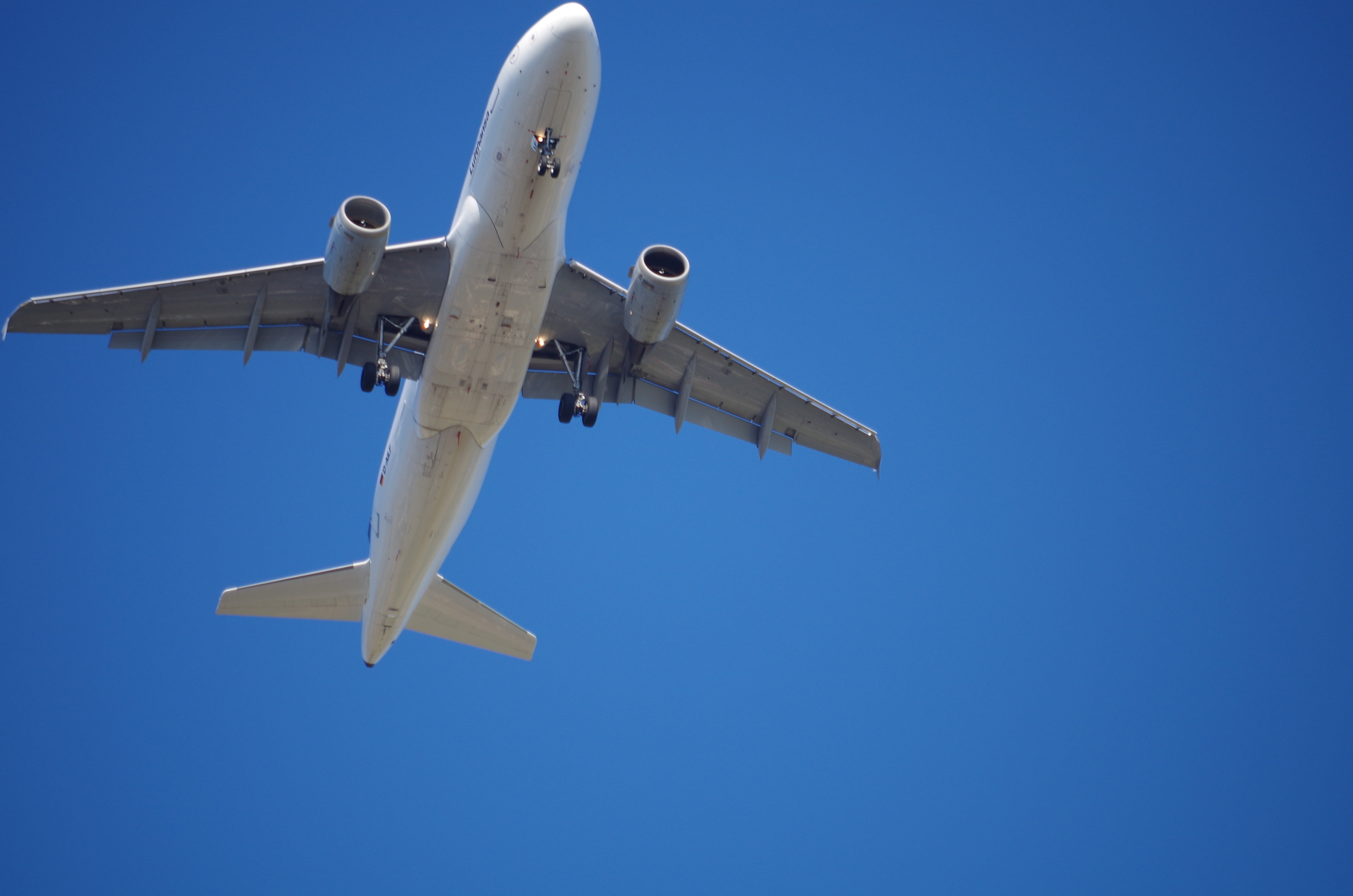 air traffic, nature, travel, photo, sky, aircraft, outdoors, aviation, leaving, commercial airplane, flying, aircraft wing, machine, mid-air, land, go away, HD Wallpaper