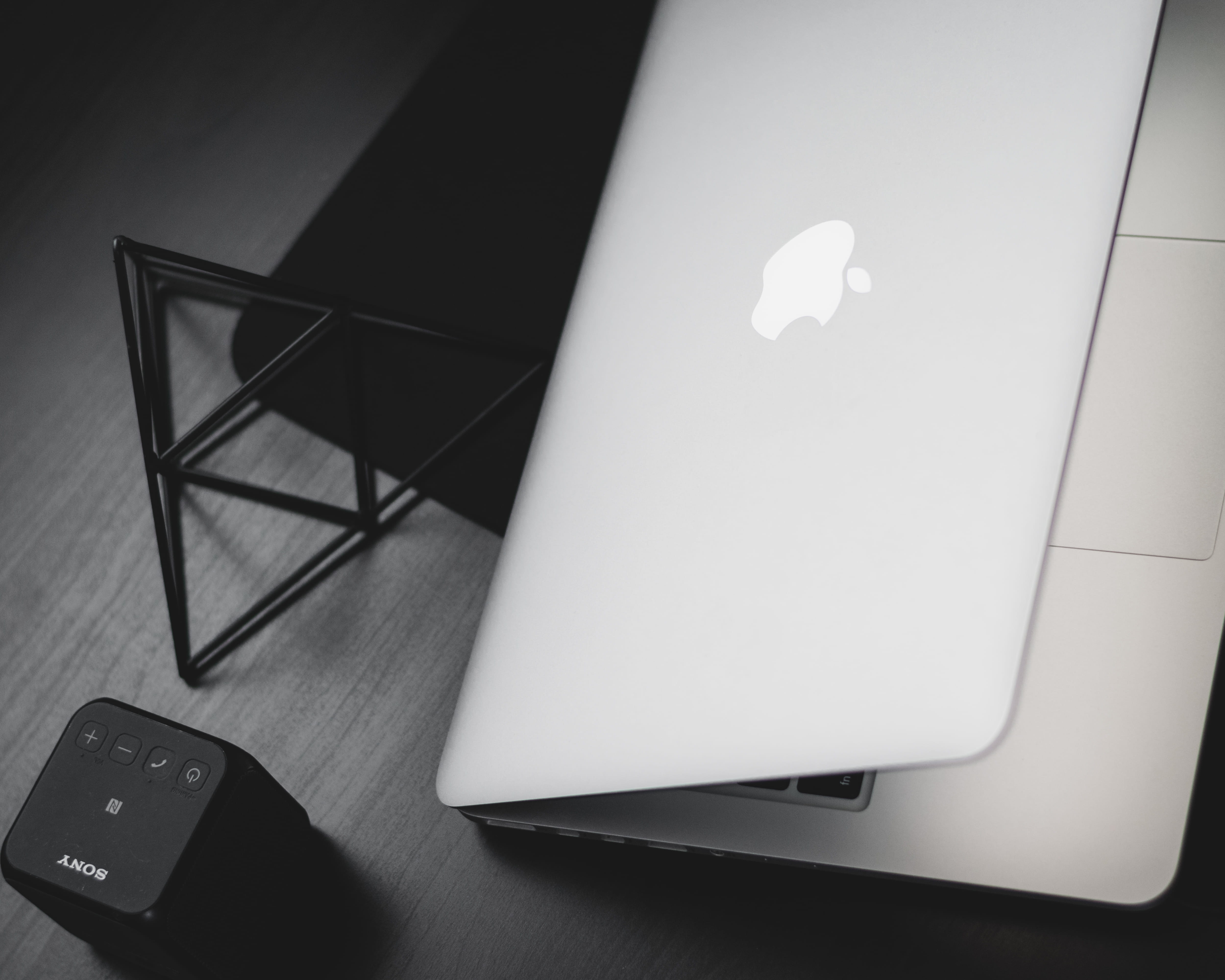 white color, wireless technology, connection, high angle view, paper, smart phone, desk, technology, development, dev, clean, programming, electric lamp, HD Wallpaper