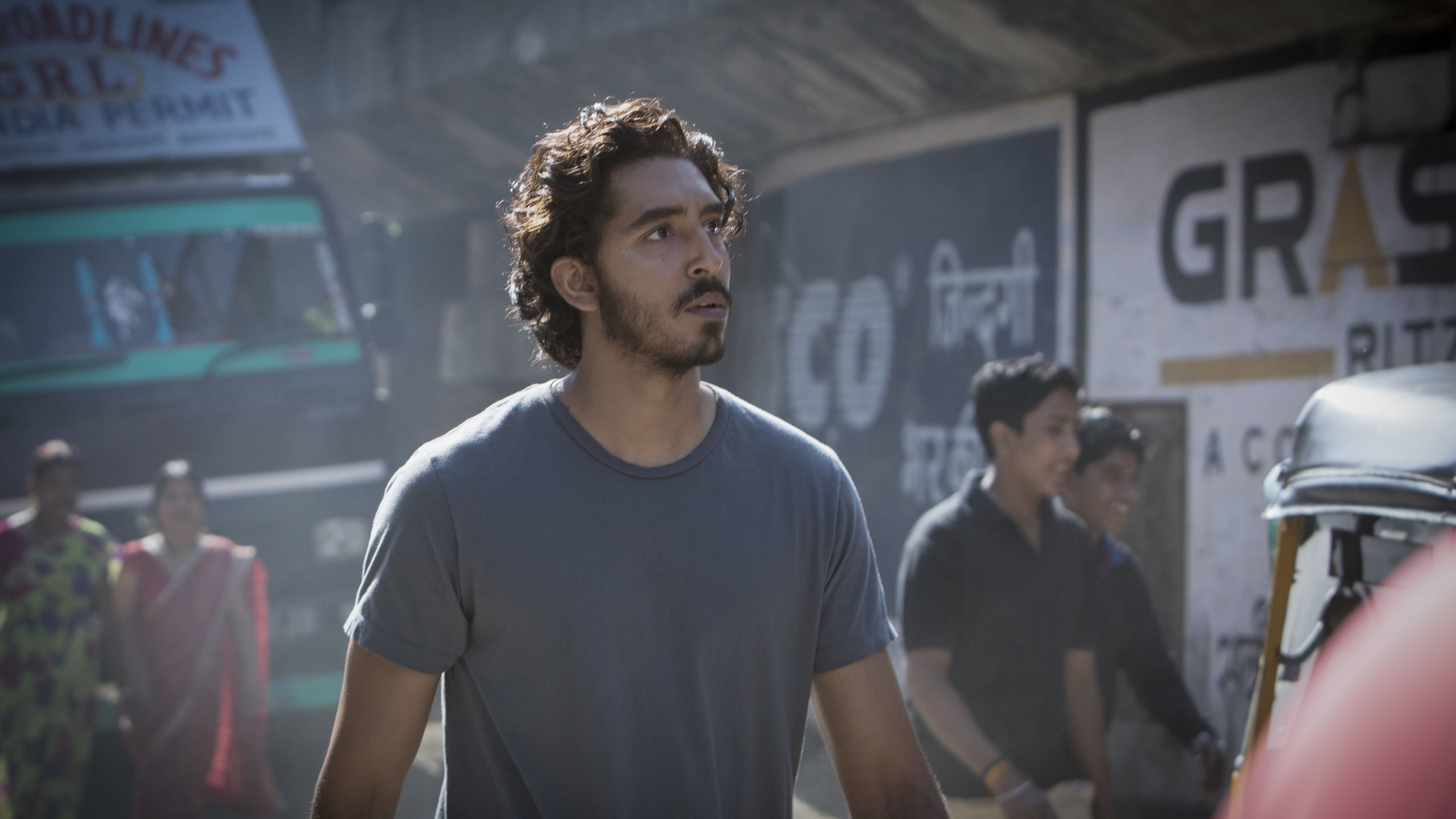 2K, wearing, best movies, crew, man, Dev Patel, neck, gray, t, Lion, biographical, shirt, HD Wallpaper